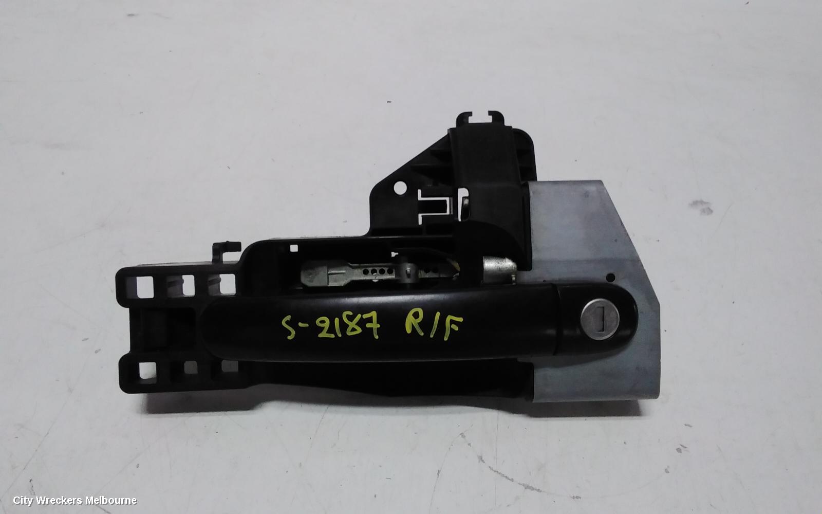 AUDI TT DOOR HANDLE, 8J, RH FRONT, OUTER, 09/2006 - 12/2014