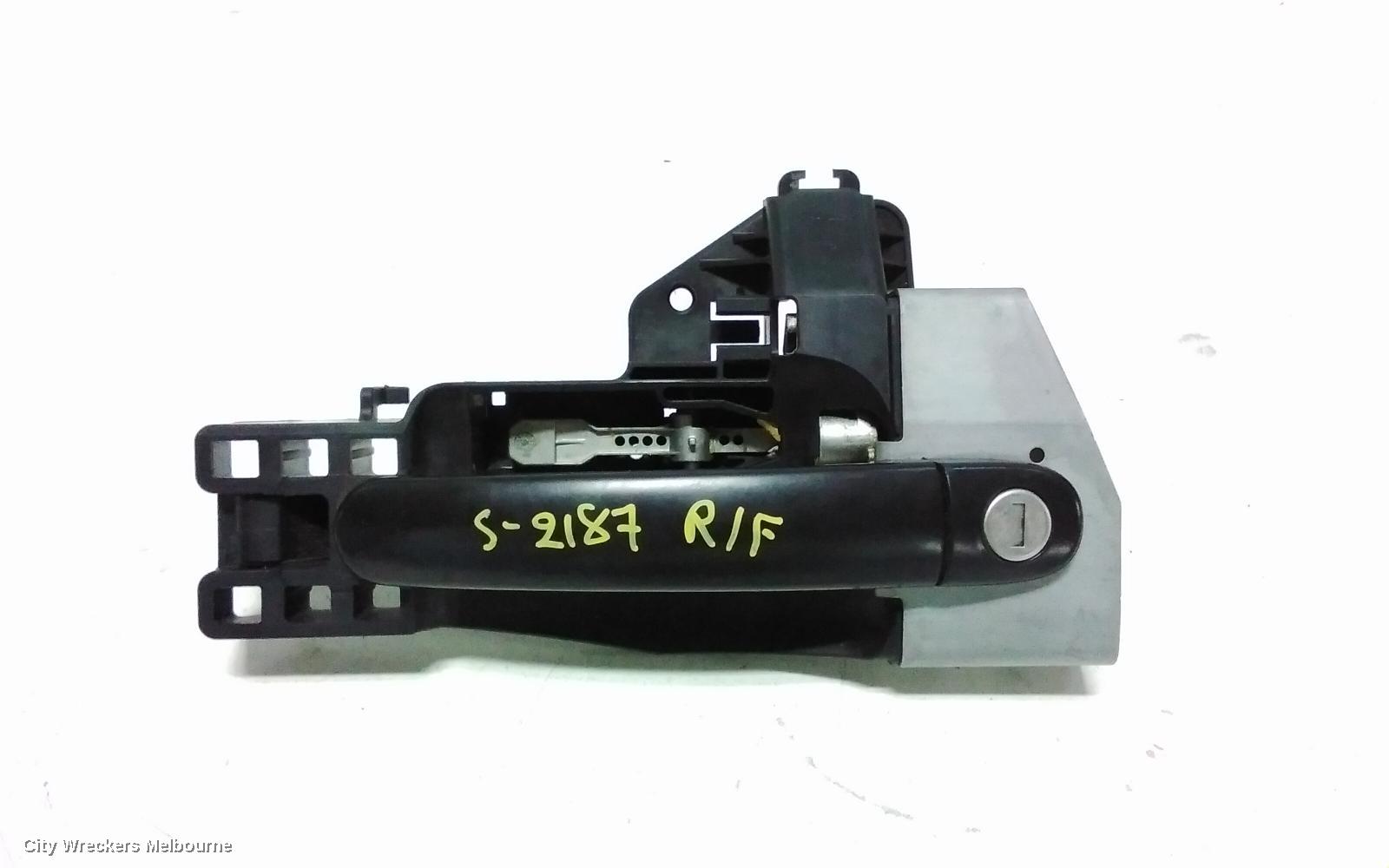 AUDI TT DOOR HANDLE, 8J, RH FRONT, OUTER, 09/2006 - 12/2014