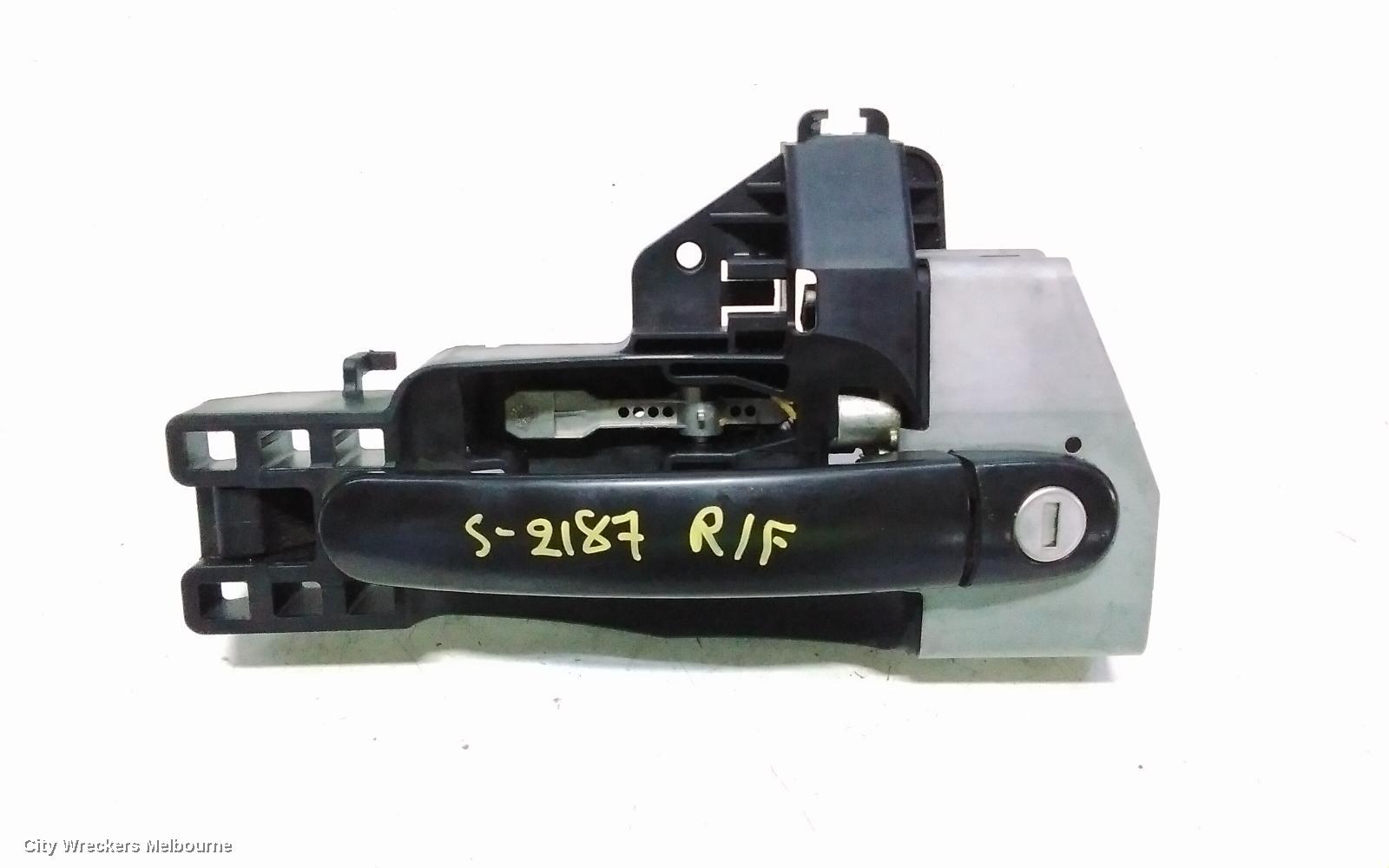 AUDI TT DOOR HANDLE, 8J, RH FRONT, OUTER, 09/2006 - 12/2014