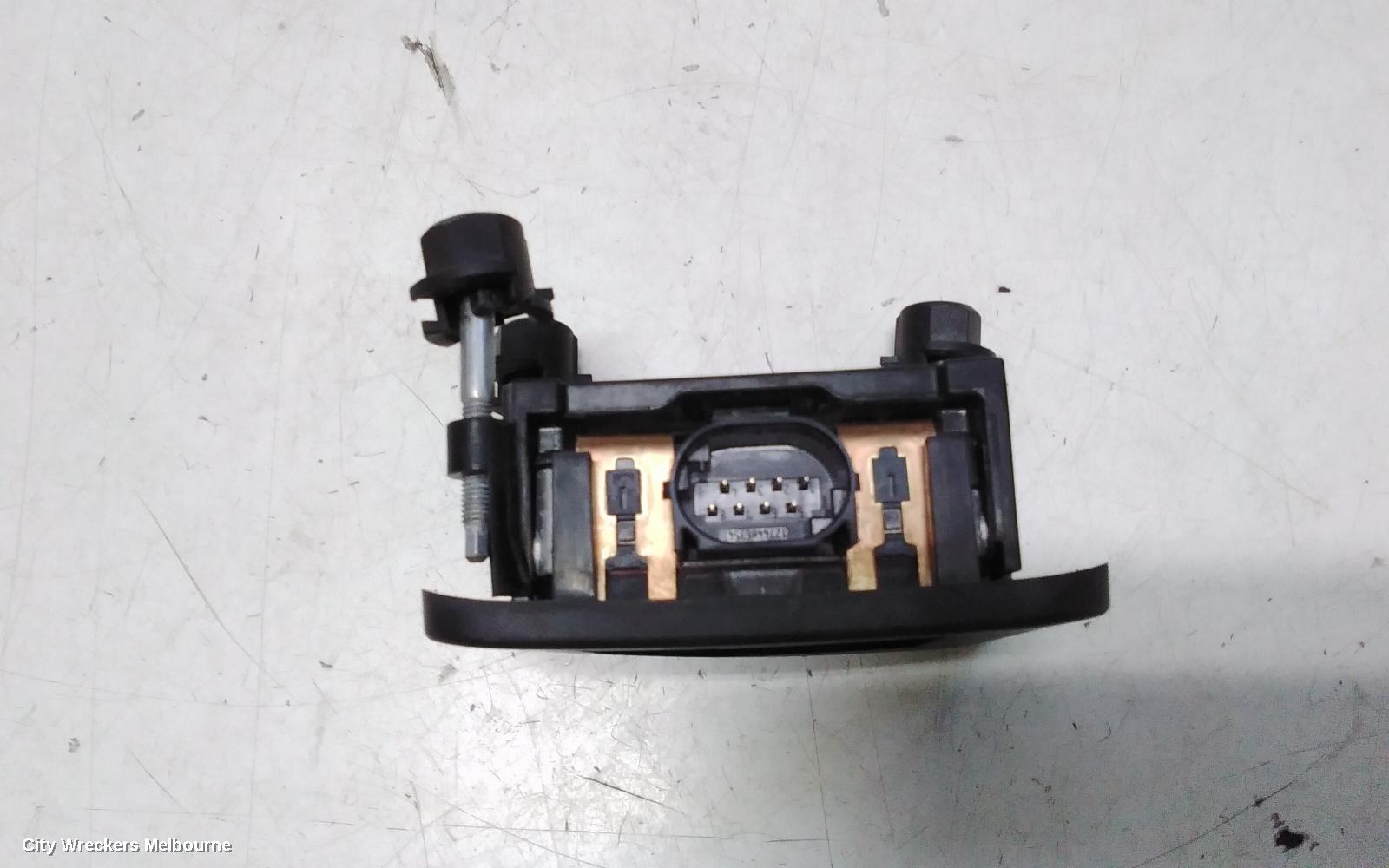 MG ZS, MISC SWITCH, AZS1, 09/2017 ONWARDS, CAMERA FRONT RADAR SENSOR (BUMPER MOUNTED), 0203303796 // 39R14981: 113080