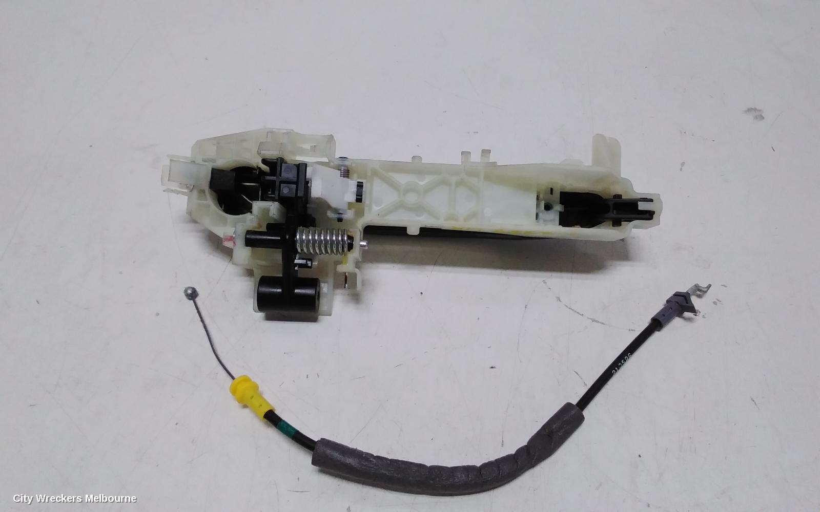 HYUNDAI I30 DOOR HANDLE, OUTER, LH REAR, NON KEYLESS ENTRY TYPE, COLOUR CODED, PD, 03/2017 ONWARDS