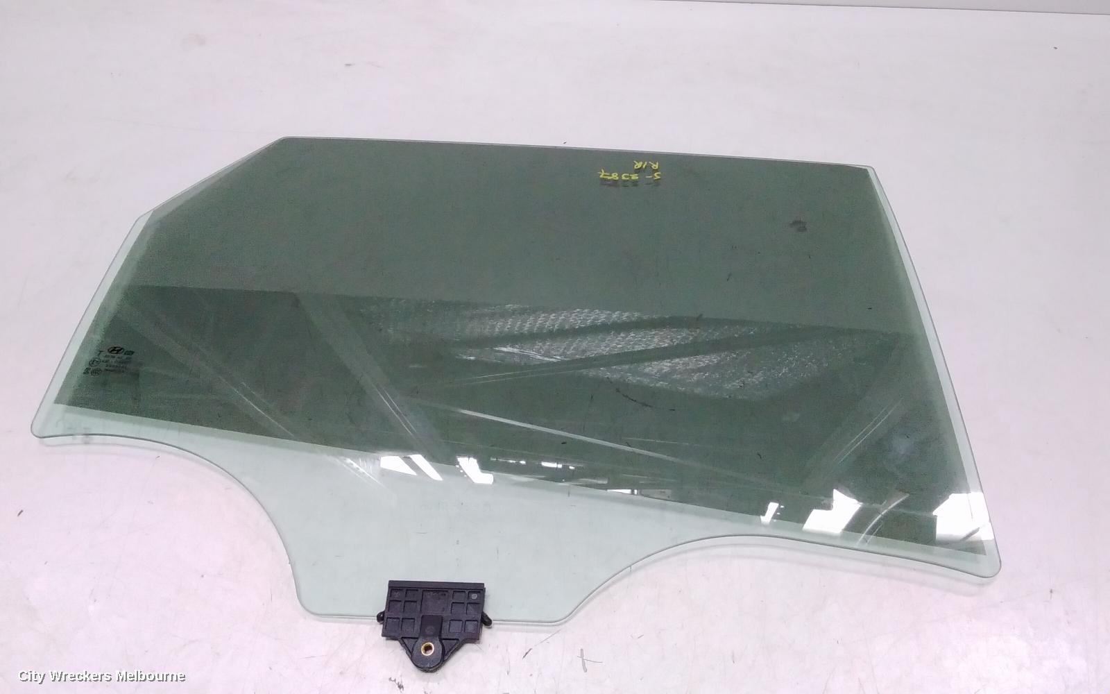 HYUNDAI I30 RIGHT REAR DOOR WINDOW, PD, HATCH (S. KOREA VIN KMHH), 03/2017 ONWARDS