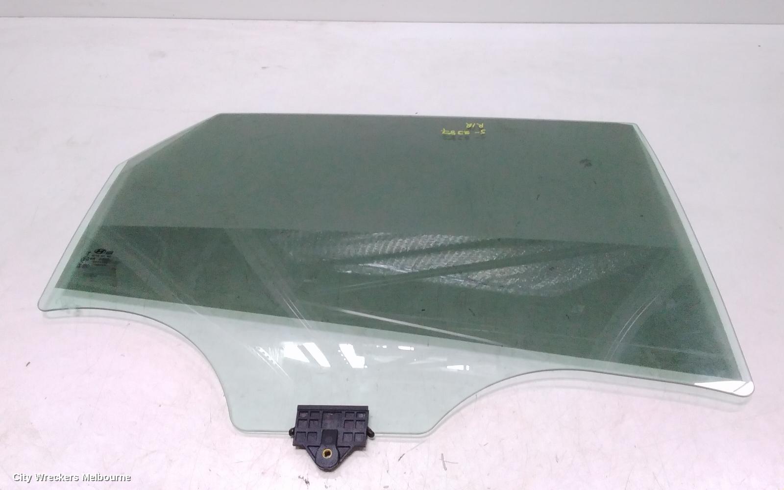 HYUNDAI I30 RIGHT REAR DOOR WINDOW, PD, HATCH (S. KOREA VIN KMHH), 03/2017 ONWARDS