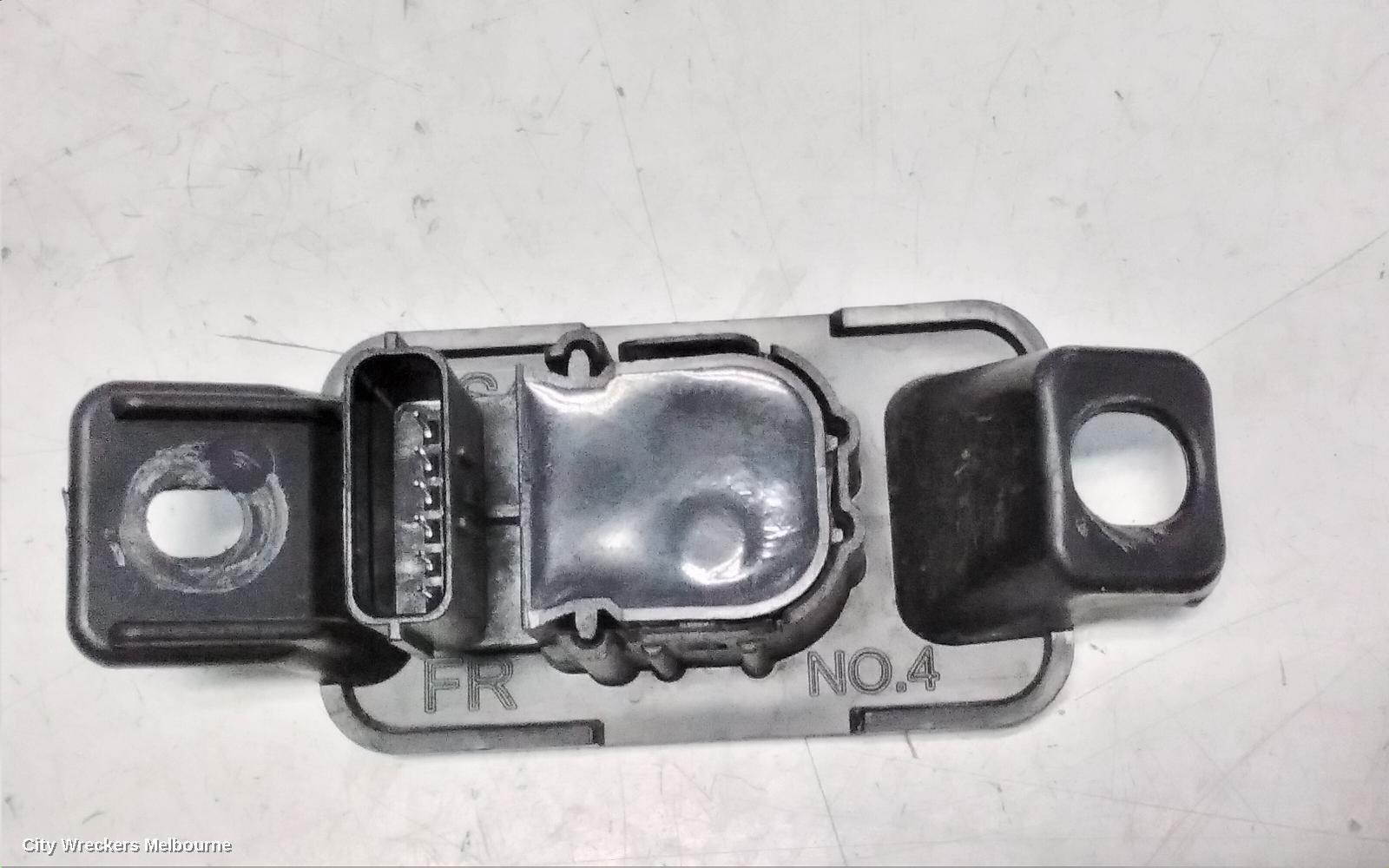 HYUNDAI STARIA, US4, 04/2021 ONWARDS, FRONT CRUSH SENSORS WITH WIRING LOMM: 113141