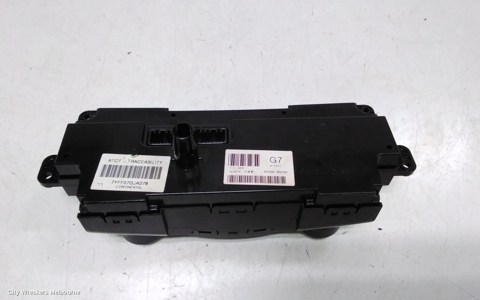 HYUNDAI I45 HEATER/AC CONTROLS, STANDARD TYPE, YF, 02/2010 - 04/2014