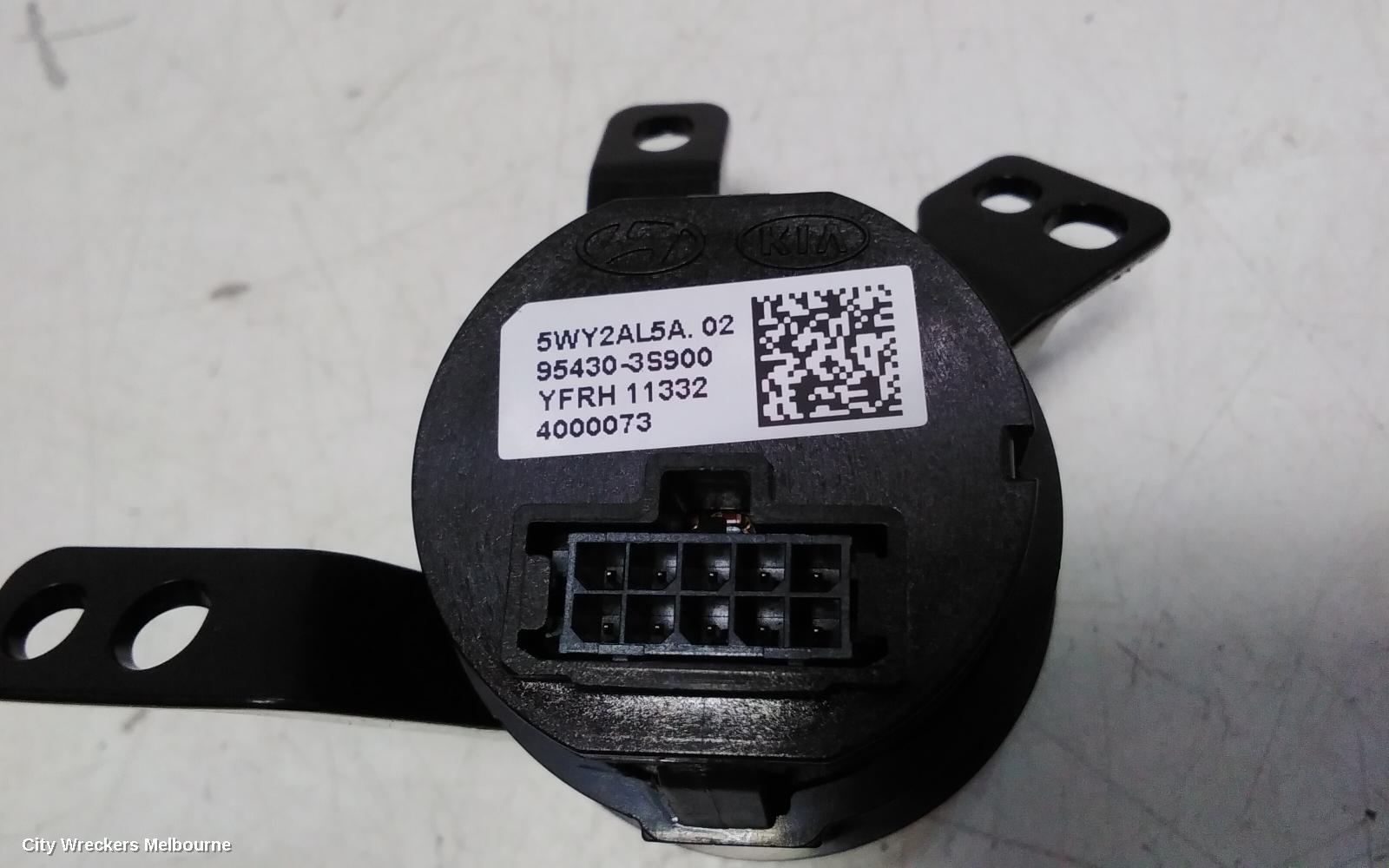 HYUNDAI I45, YF, 02/2010 - 05/2014, START STOP BUTTON: 113191