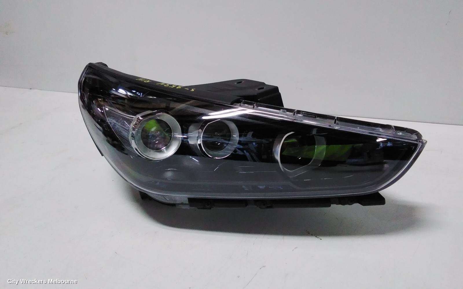 HYUNDAI I30 RIGHT HEADLAMP, PD, HATCH (S. KOREA VIN KMHH), N LINE/N LINE PREMIUM, LED TYPE, 10/2018 ONWARDS