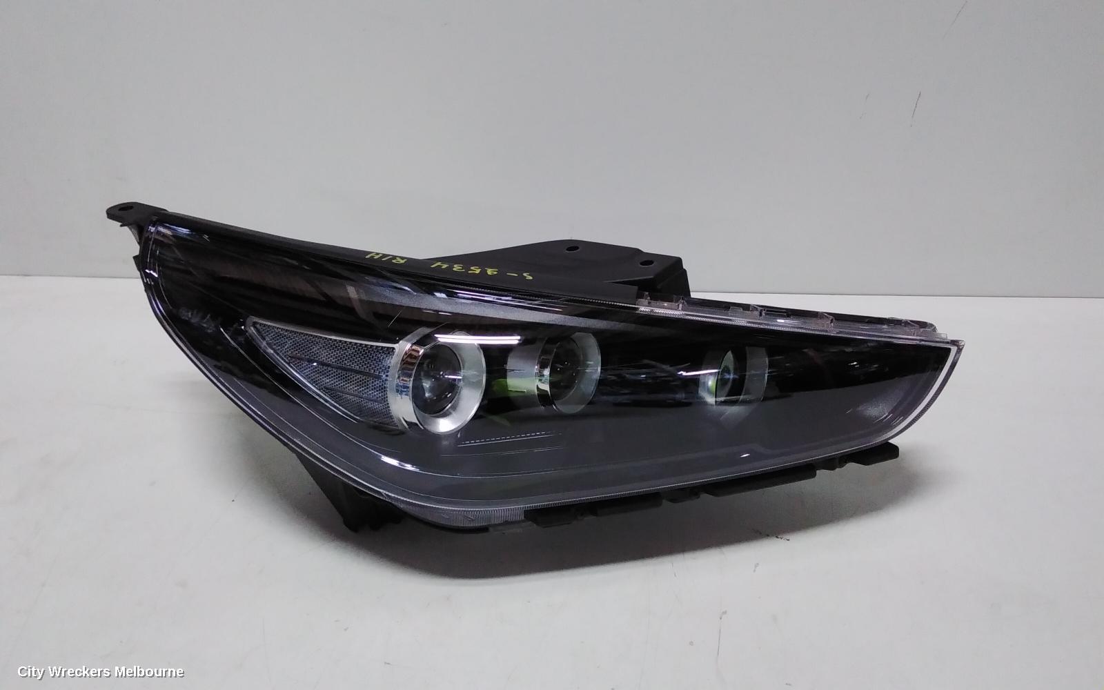 HYUNDAI I30 RIGHT HEADLAMP, PD, HATCH (S. KOREA VIN KMHH), N LINE/N LINE PREMIUM, LED TYPE, 10/2018 ONWARDS