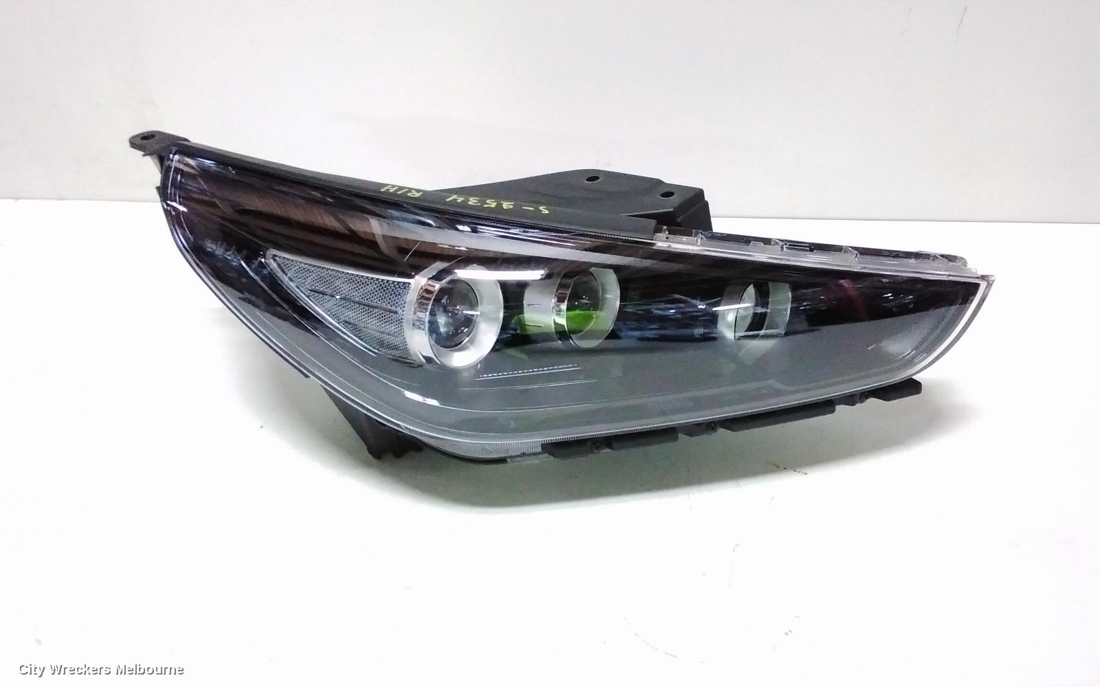 HYUNDAI I30 RIGHT HEADLAMP, PD, HATCH (S. KOREA VIN KMHH), N LINE/N LINE PREMIUM, LED TYPE, 10/2018 ONWARDS