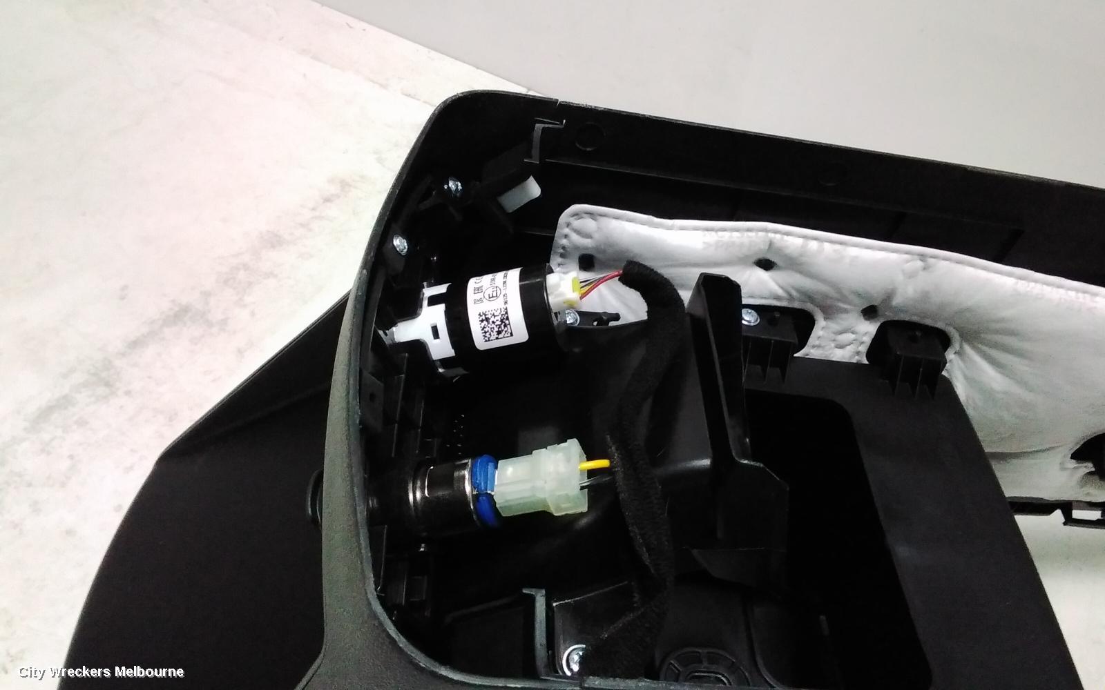 KIA SORENTO CONSOLE, MQ4, LID ONLY, 02/2020 ONWARDS