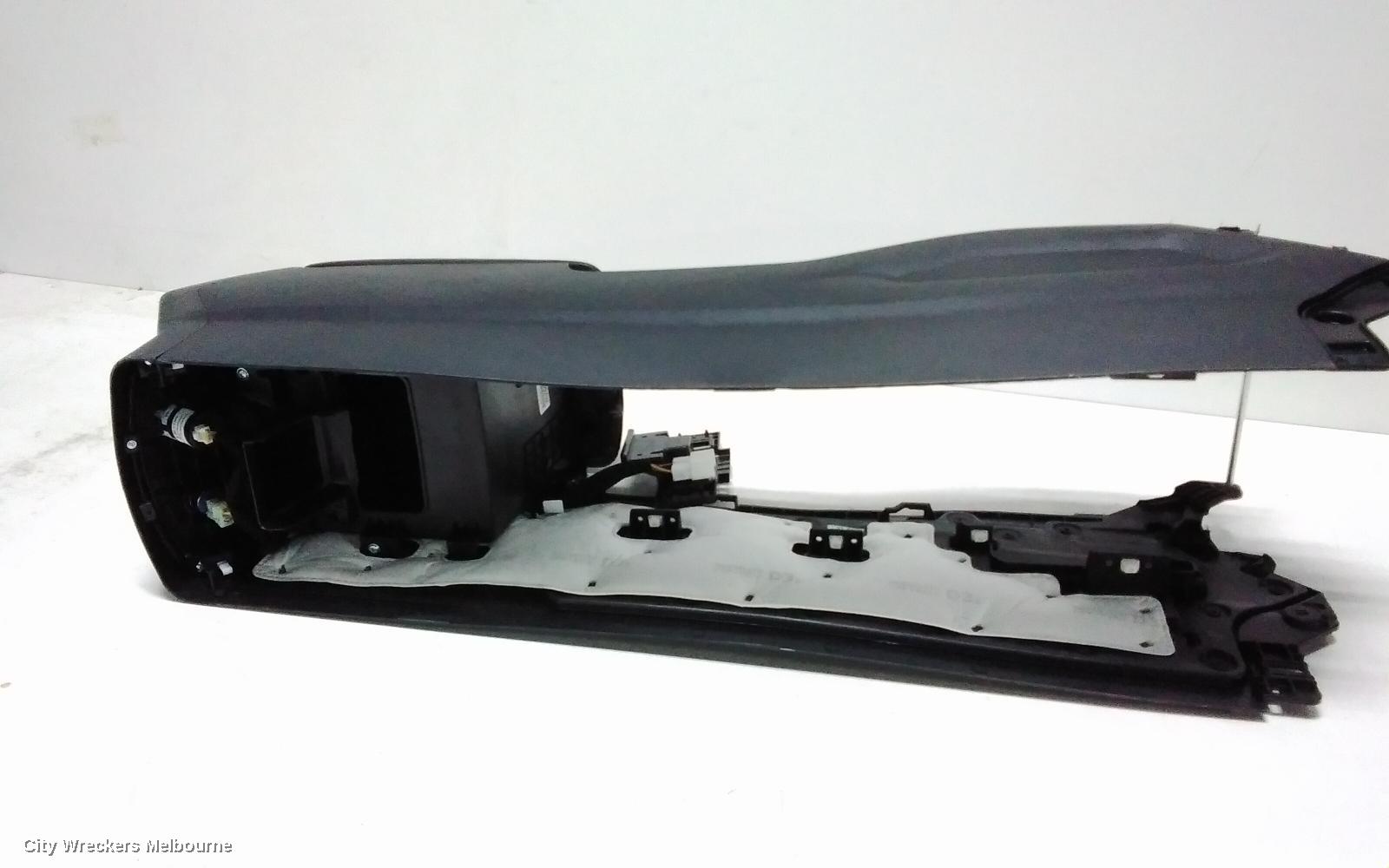 KIA SORENTO CONSOLE, MQ4, LID ONLY, 02/2020 ONWARDS