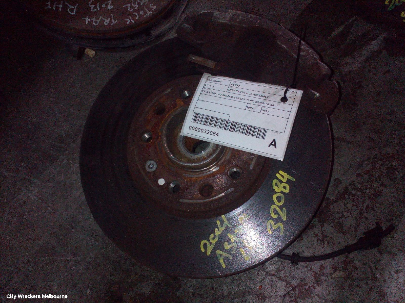 HOLDEN ASTRA LEFT FRONT HUB ASSEMBLY, TS, 5 STUD, W/ SPEEDO SENSOR TYPE, 09/1998 - 10/2006
