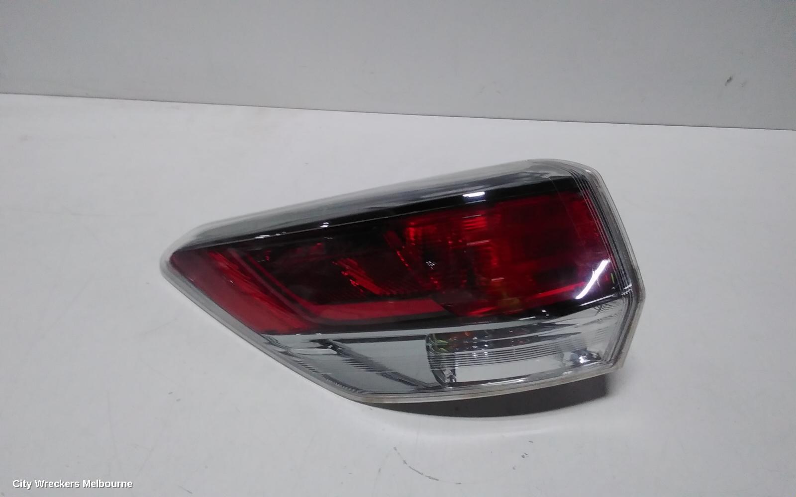 TOYOTA KLUGER LEFT TAILLIGHT, GSU50/GSU55, 12/2013 - 02/2021