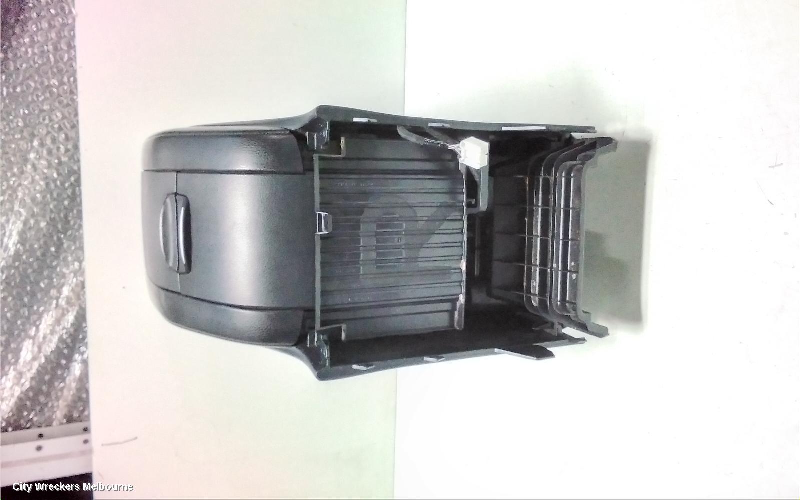 TOYOTA KLUGER CONSOLE, XU50 SERIES, BLACK, 12/2013 - 02/2021