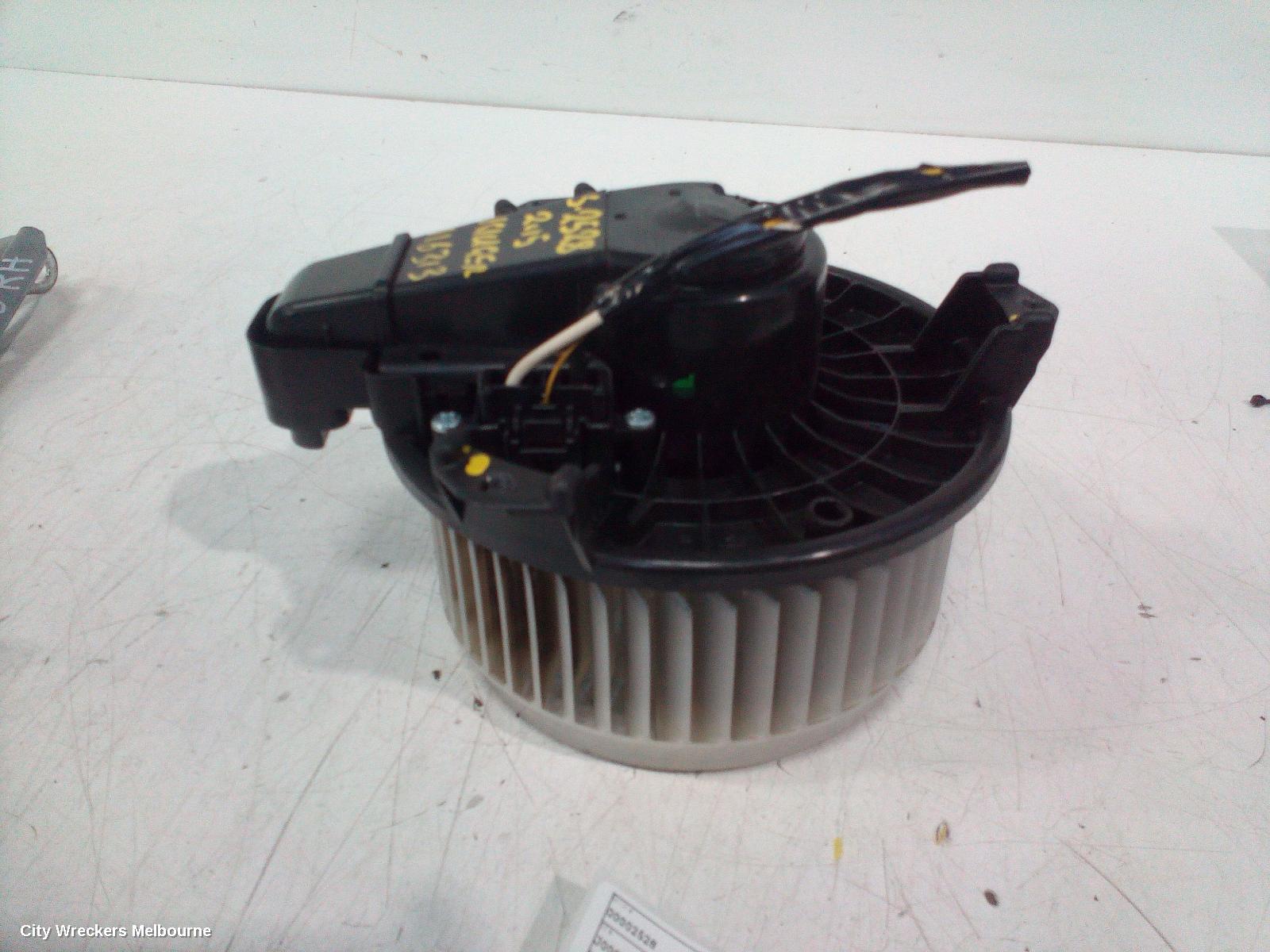 TOYOTA KLUGER HEATER FAN MOTOR, GSU50/GSU55, FRONT, 12/2013 - 02/2021