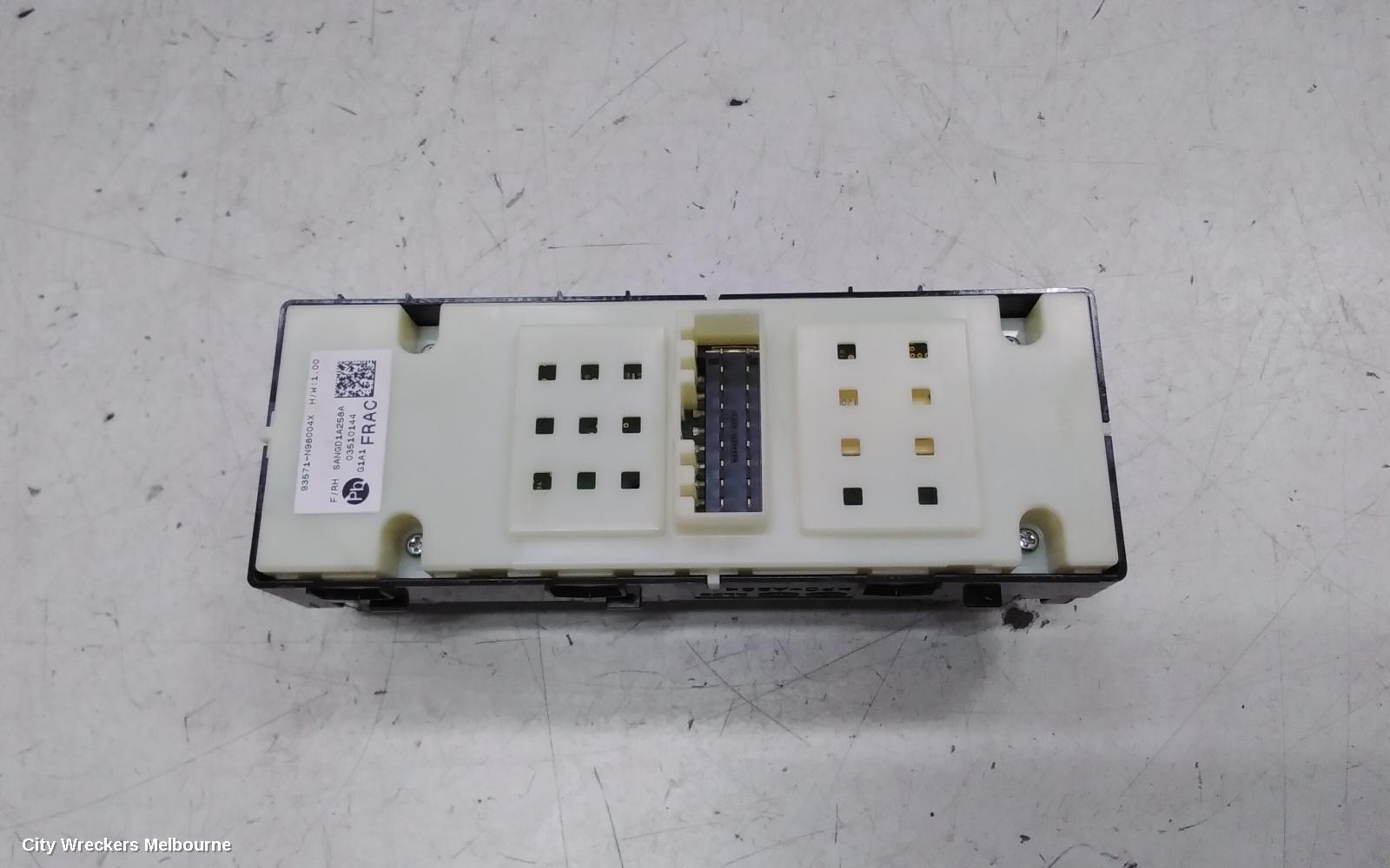 HYUNDAI TUCSON PWR DR WIND SWITCH, RH FRONT (MASTER SWITCH), W/ POWER FOLD, NX4, 02/2021 - 01/2024