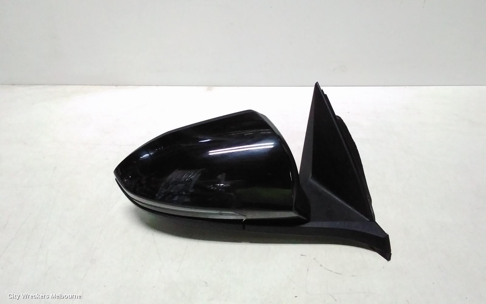 HYUNDAI TUCSON RIGHT DOOR MIRROR, NX4, W/ POWER FOLDING, HEATED, NON CAMERA TYPE, COLOUR CODED, 02/2021 - 01/2024