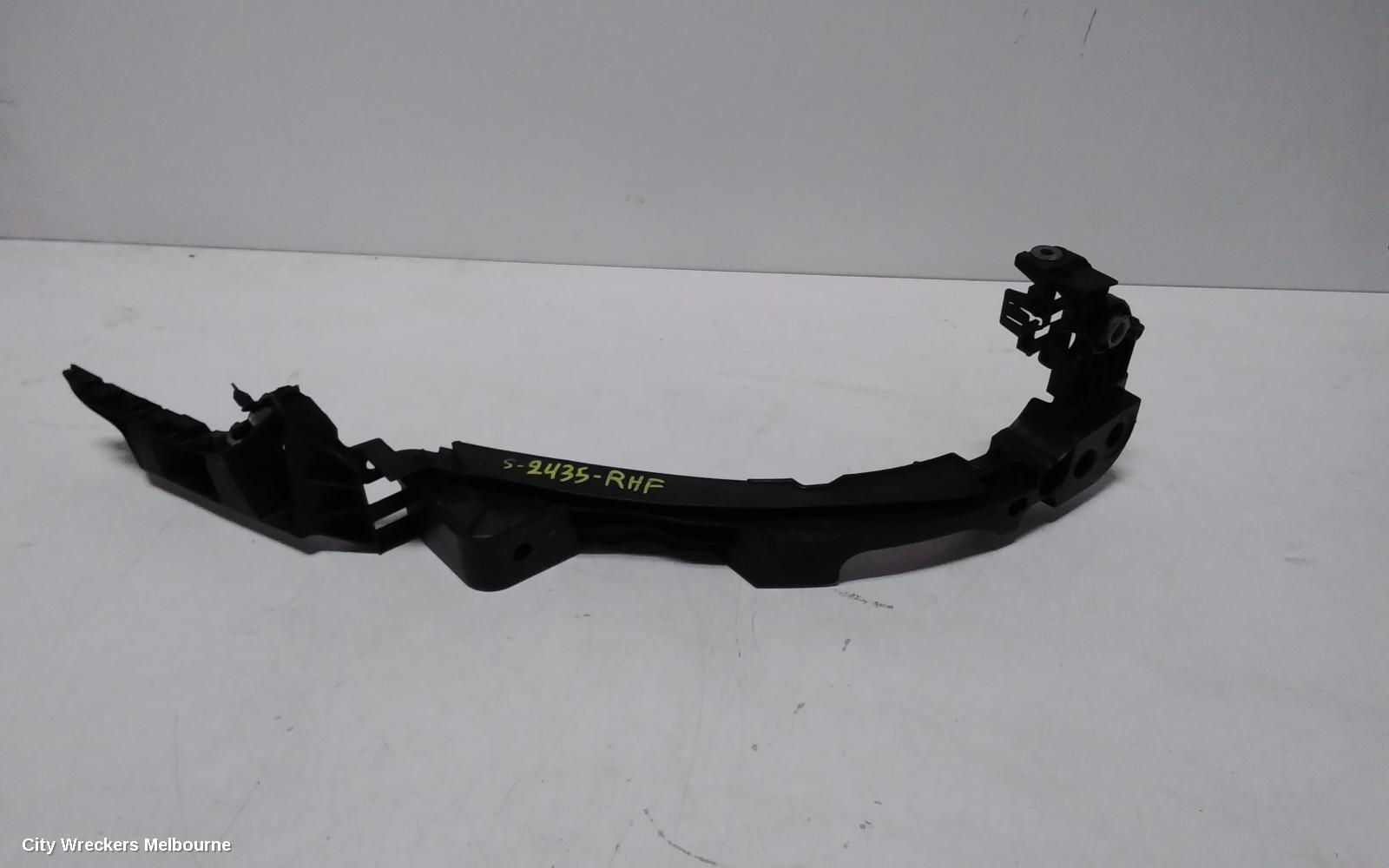 VOLKSWAGEN GOLF, GEN 6, 10/2008 - 12/2015, RH HEADLIGHT BRAKET: 113214