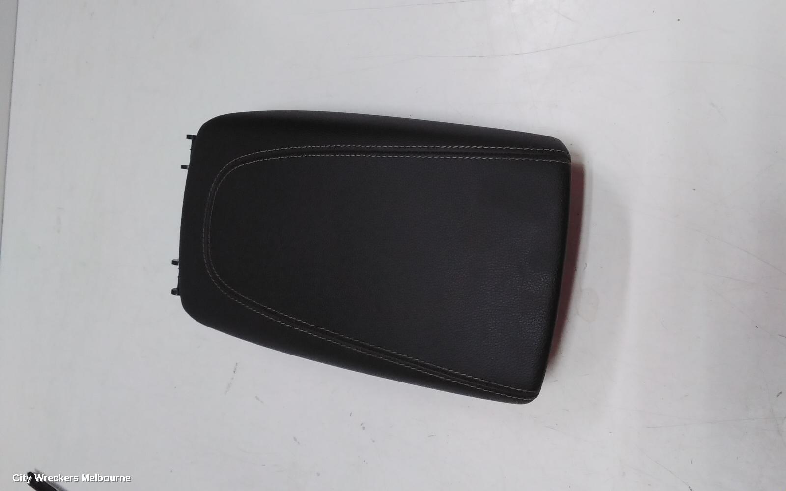 HOLDEN COMMODORE CONSOLE, CONSOLE LID ONLY, CLOTH, LT, BZ, 10/2017 - 12/2020