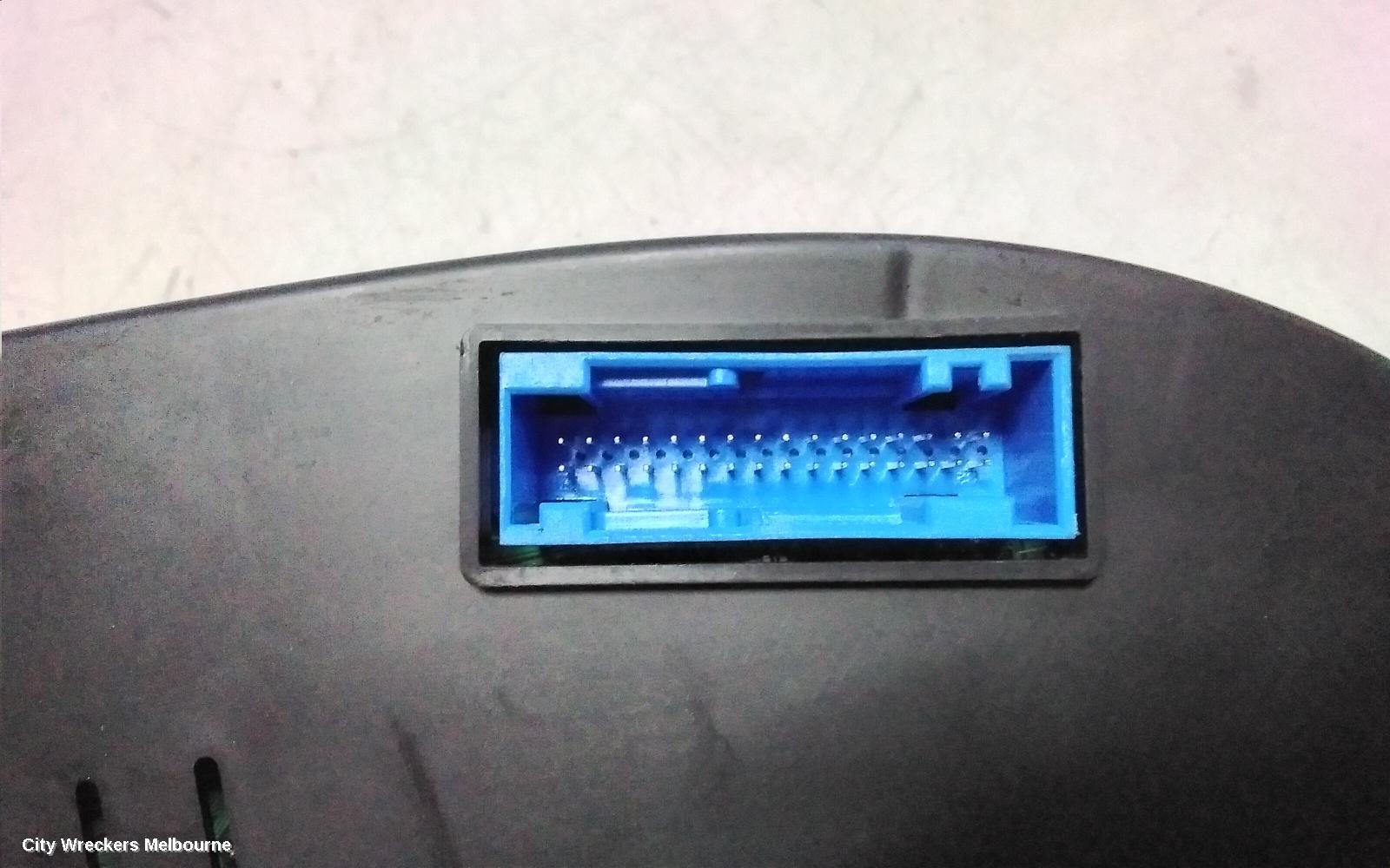 LDV DELIVER 9 INSTRUMENT CLUSTER, DISPLAY CLUSTER, AUTO T/M, 07/2020 ONWARDS