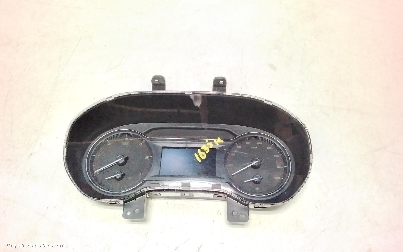 LDV DELIVER 9 INSTRUMENT CLUSTER, DISPLAY CLUSTER, AUTO T/M, 07/2020 ONWARDS
