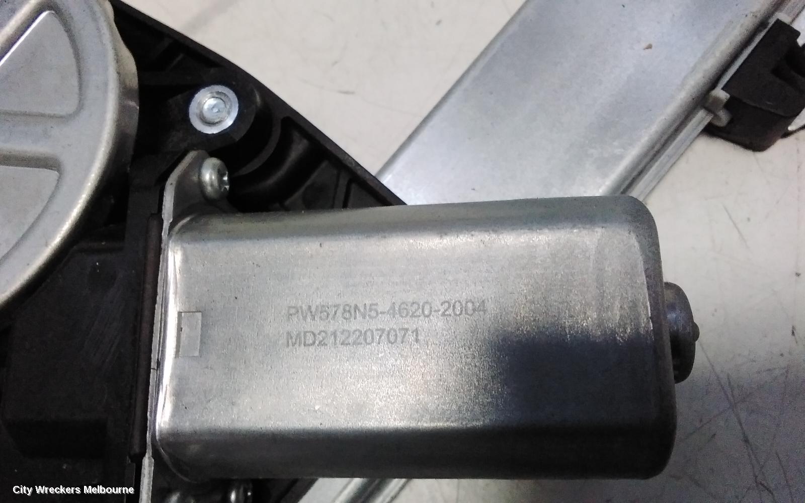 LDV DELIVER 9 LEFT FRONT WINDOW REG/MOTOR, DOOR REG ASSY (REG AND MOTOR), 07/2020 ONWARDS