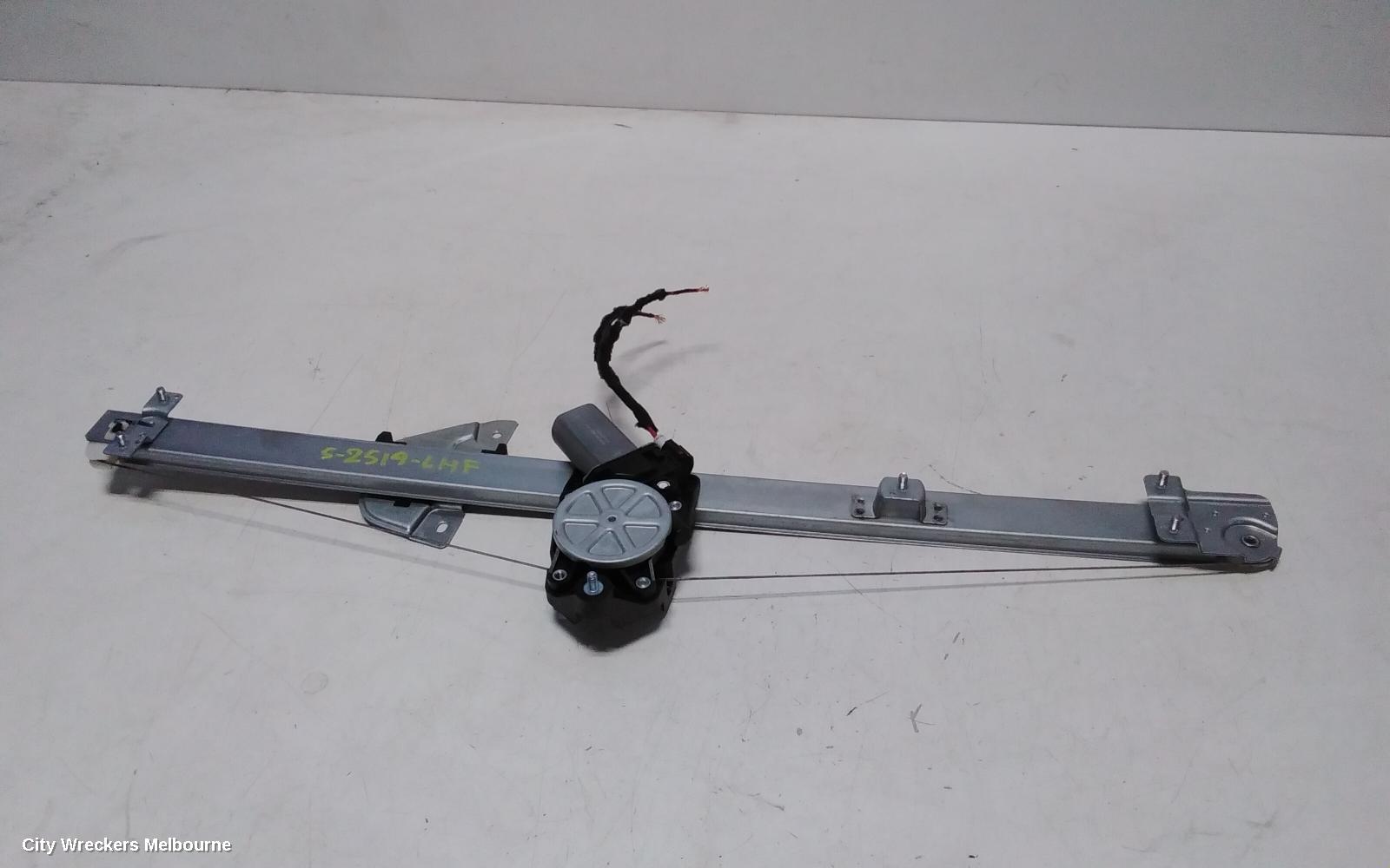 LDV DELIVER 9 LEFT FRONT WINDOW REG/MOTOR, DOOR REG ASSY (REG AND MOTOR), 07/2020 ONWARDS