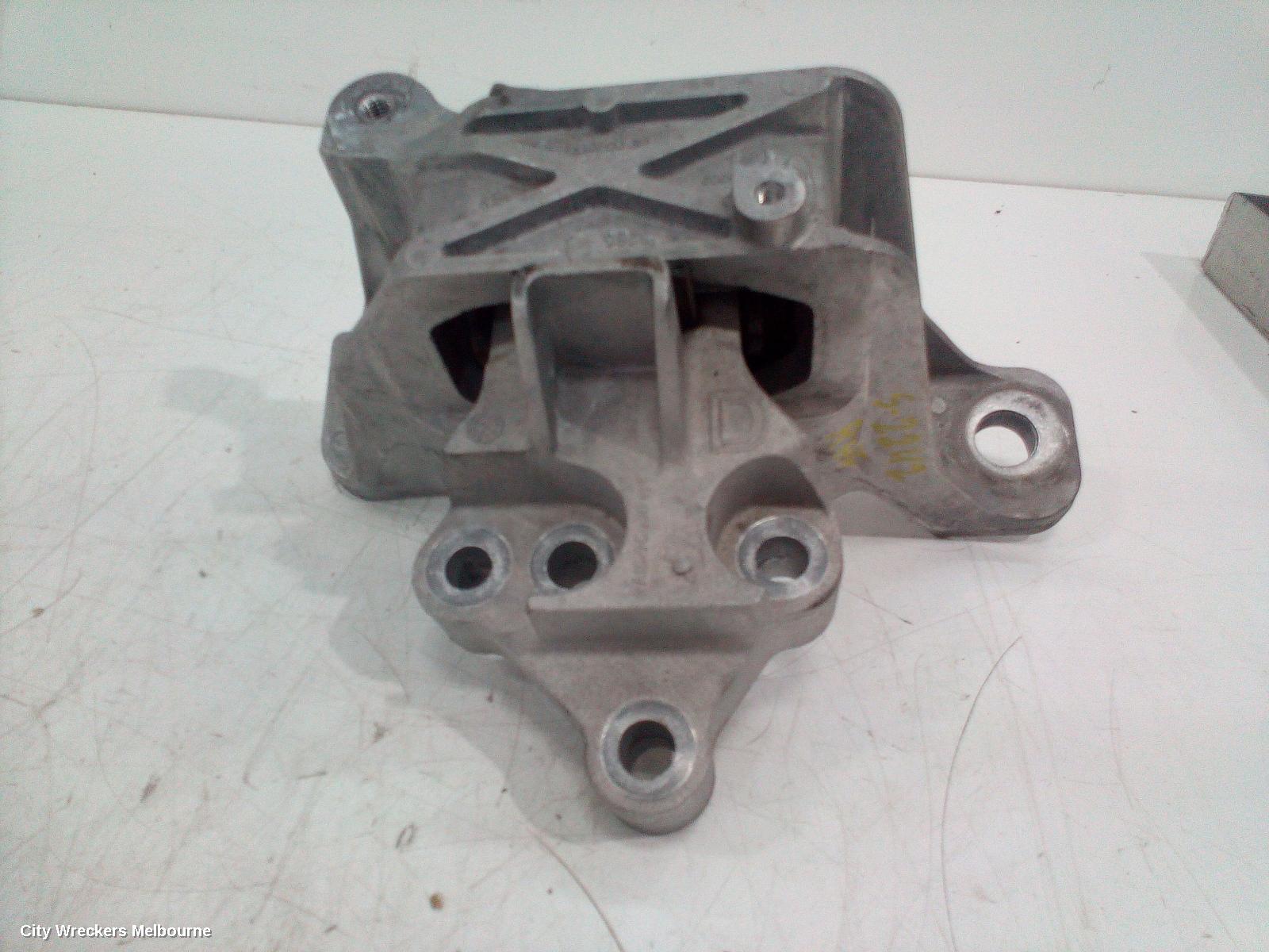 FORD FOCUS MOUNT, SA, 10/2018 - 12/2024