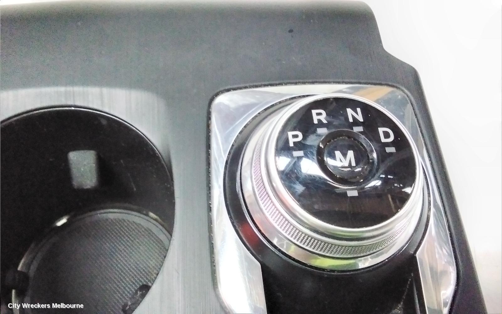 FORD FOCUS GEAR STICK/SHIFTER, SA, AUTO SHIFTER, 10/2018 ONWARDS