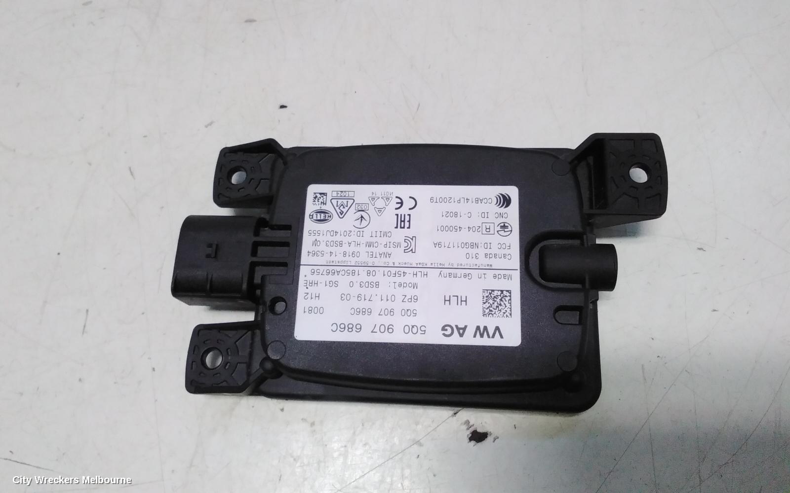 VOLKSWAGEN GOLF, GEN 7, 11/2012 - 08/2020, 5G6 907 456 C - VW BLIND SPOT RADAR BRACKET RIGHT SIDE: 113313