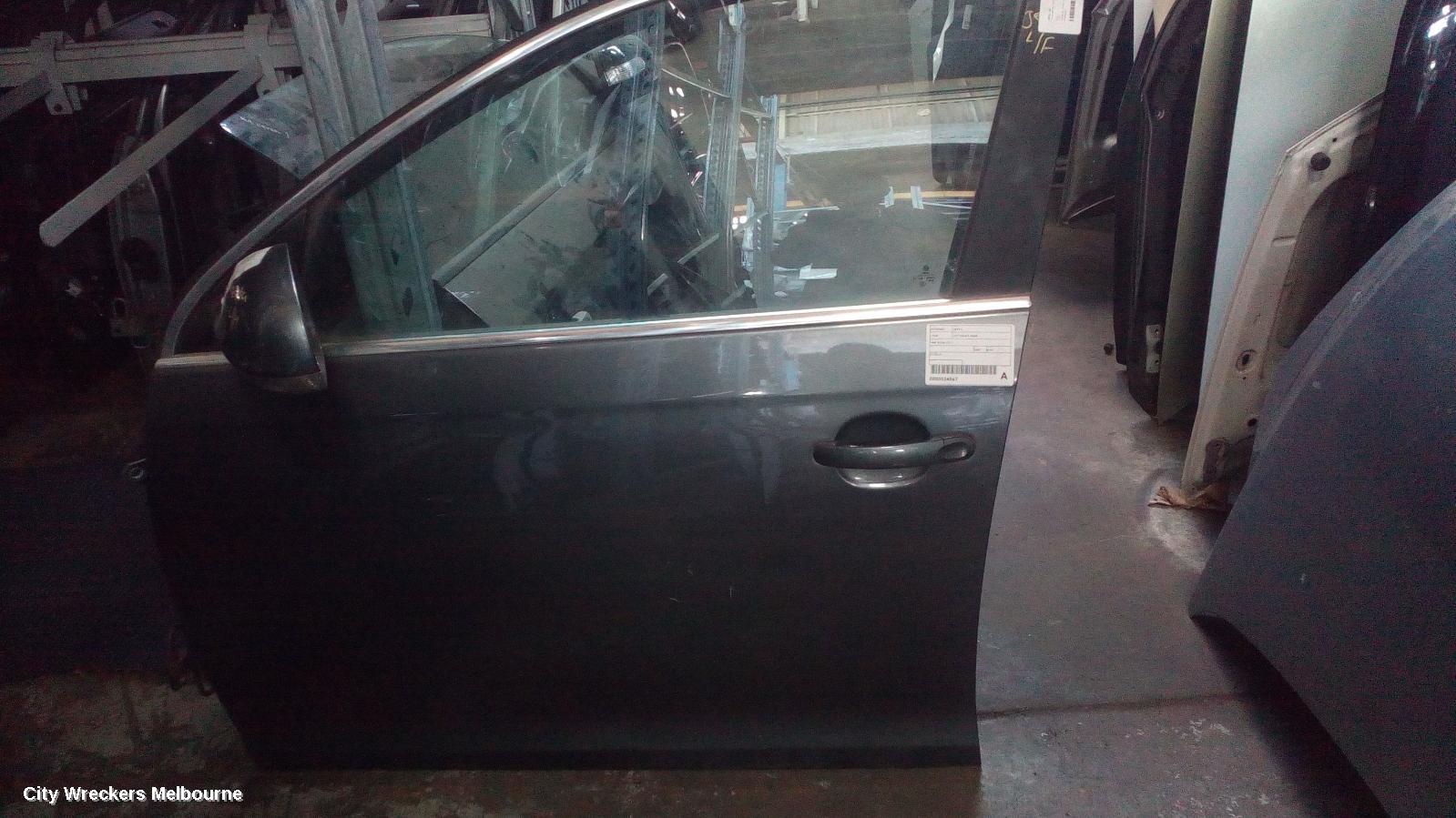 VOLKSWAGEN JETTA LEFT FRONT DOOR, 1KM, 02/2006 - 07/2011
