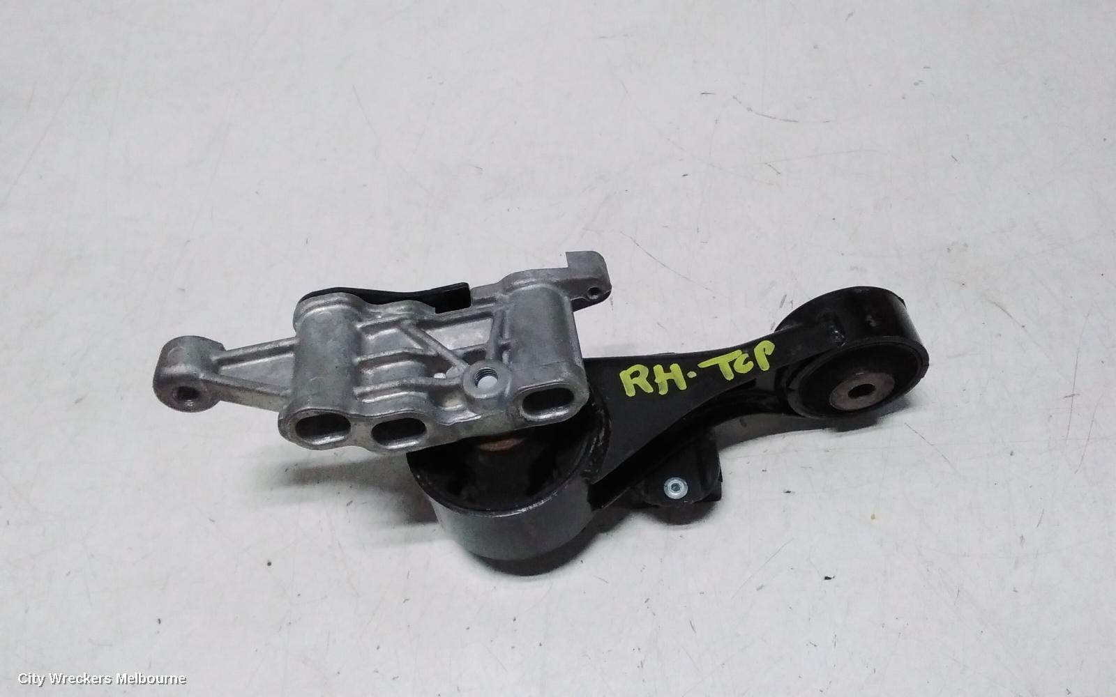 TOYOTA CAMRY MOUNT, XV50, 05/2015 - 10/2017