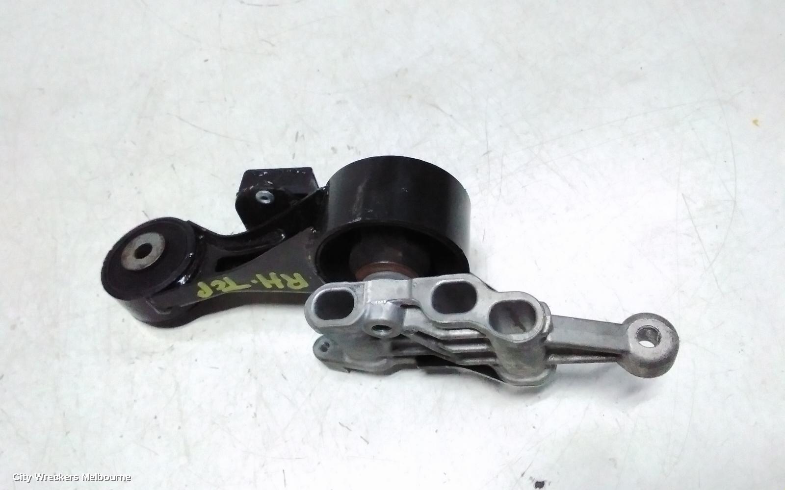 TOYOTA CAMRY MOUNT, XV50, 05/2015 - 10/2017