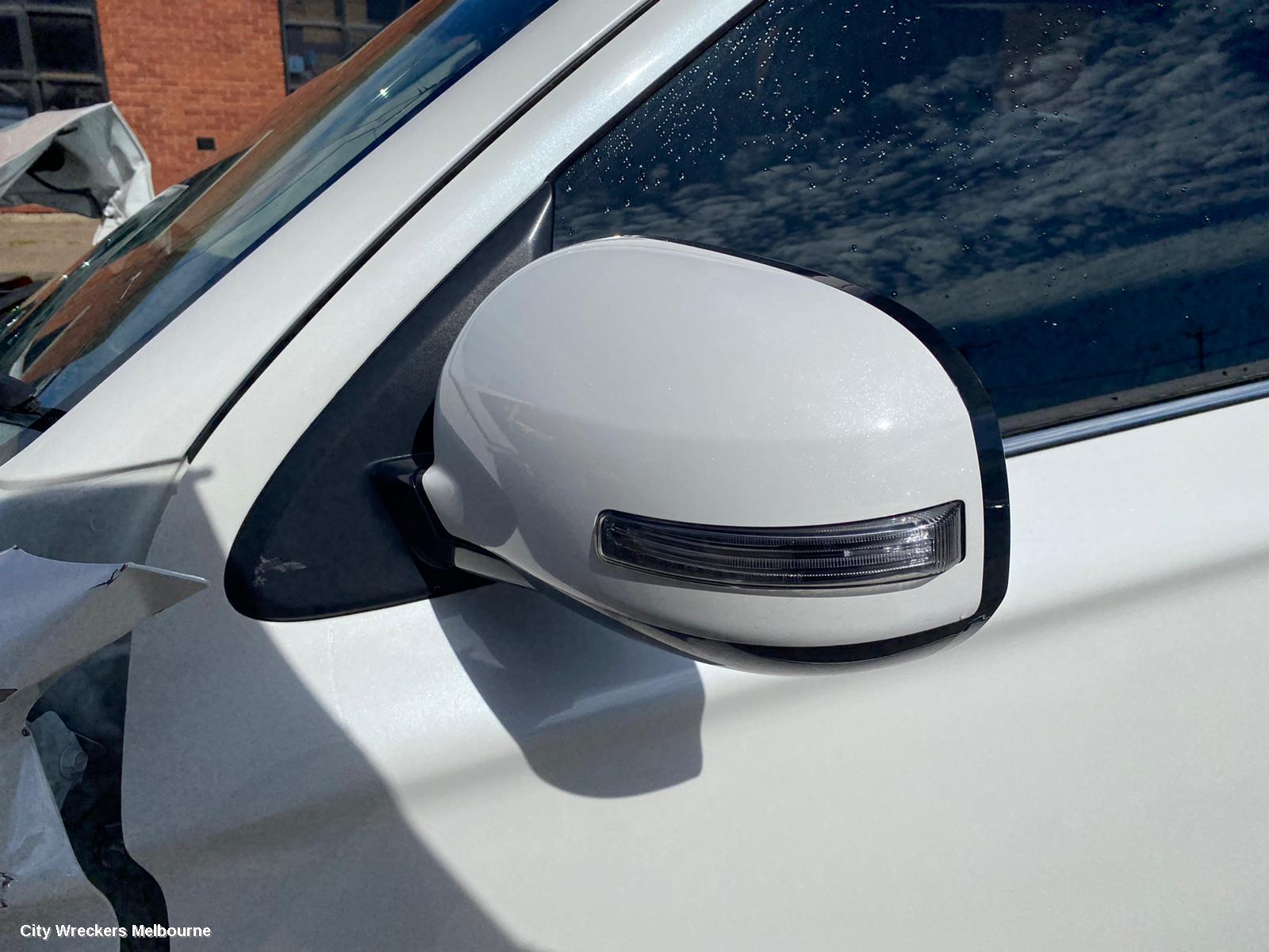 MITSUBISHI OUTLANDER ROOF RAIL