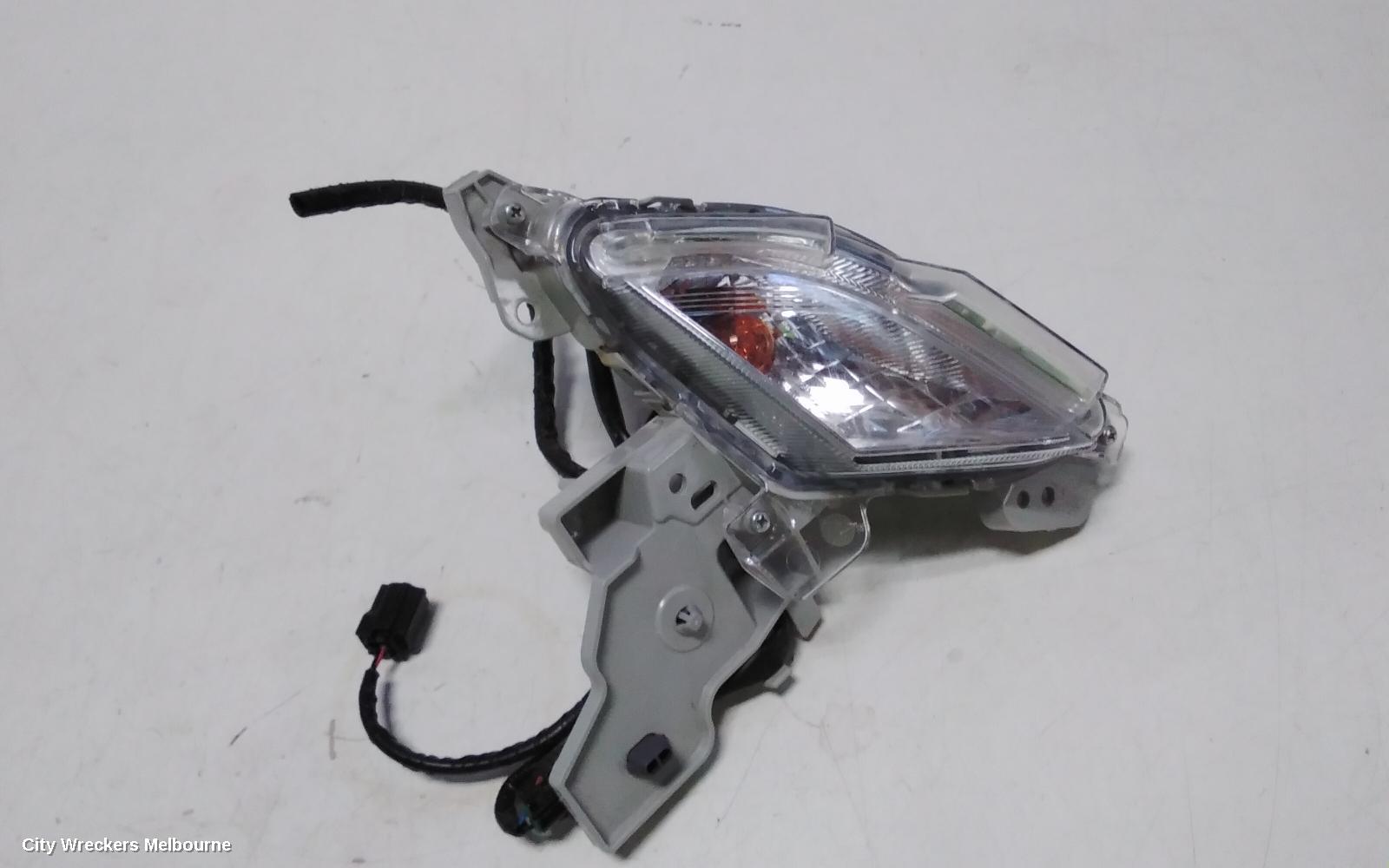 MAZDA CX3 RIGHT INDICATOR/FOG/SIDE, BUMPER FLASHER, DK, 03/2015 ONWARDS