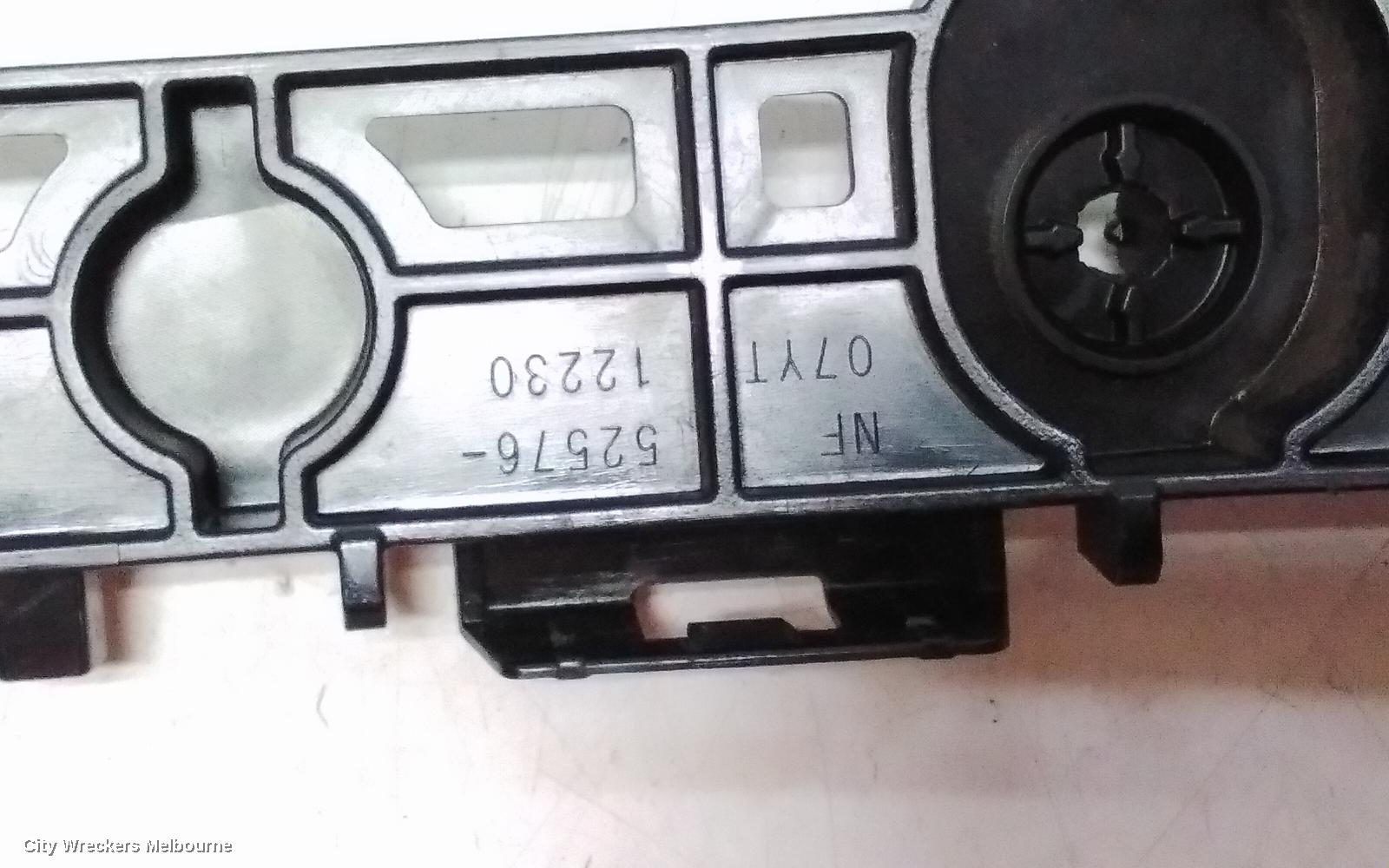 TOYOTA COROLLA, E210, 07/2018 ONWARDS, LHR BAR BRAKET: 113369