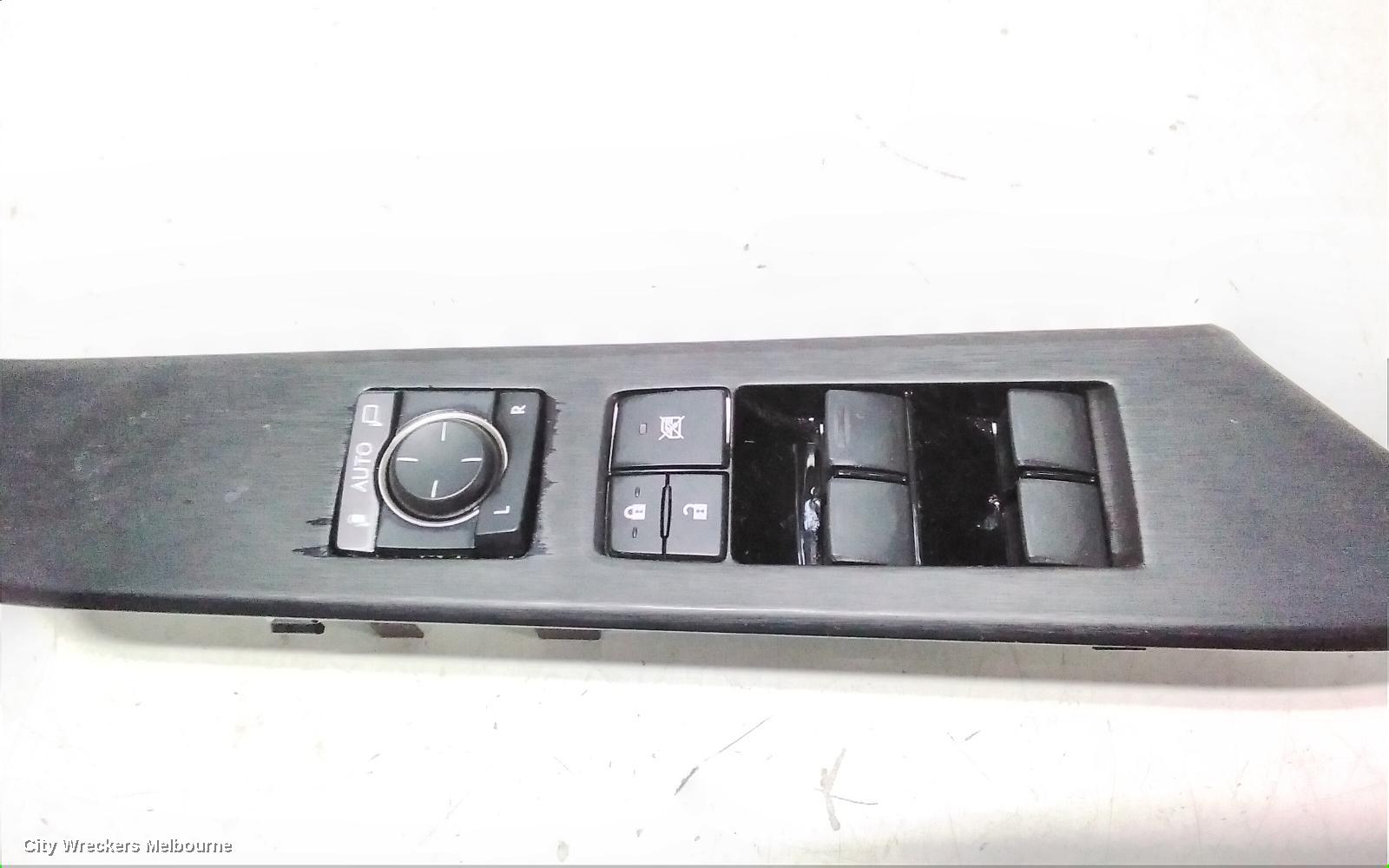 LEXUS UX PWR DR WIND SWITCH, RH FRONT, BLOCK MASTER SWITCH, AUTO FOLD, X10, 10/2018 ONWARDS