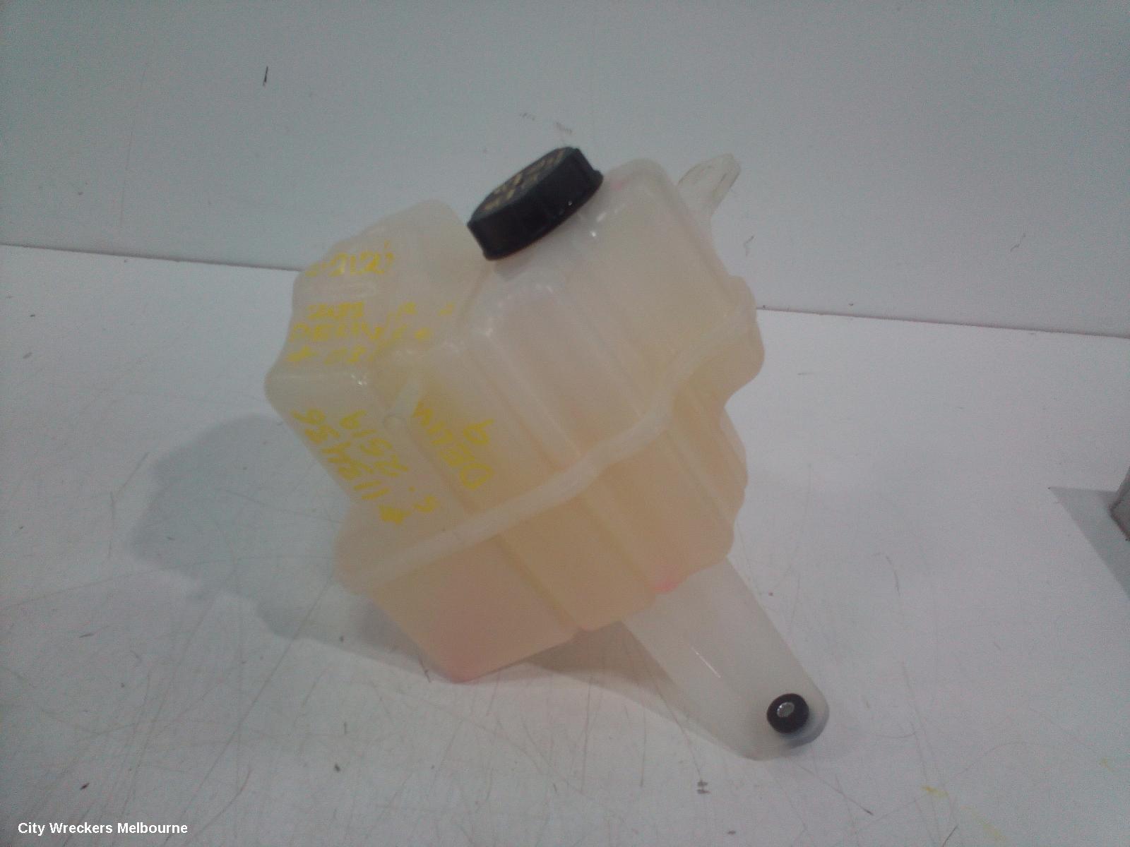 LDV DELIVER 9 WASHER BOTTLE, 07/2020 ONWARDS
