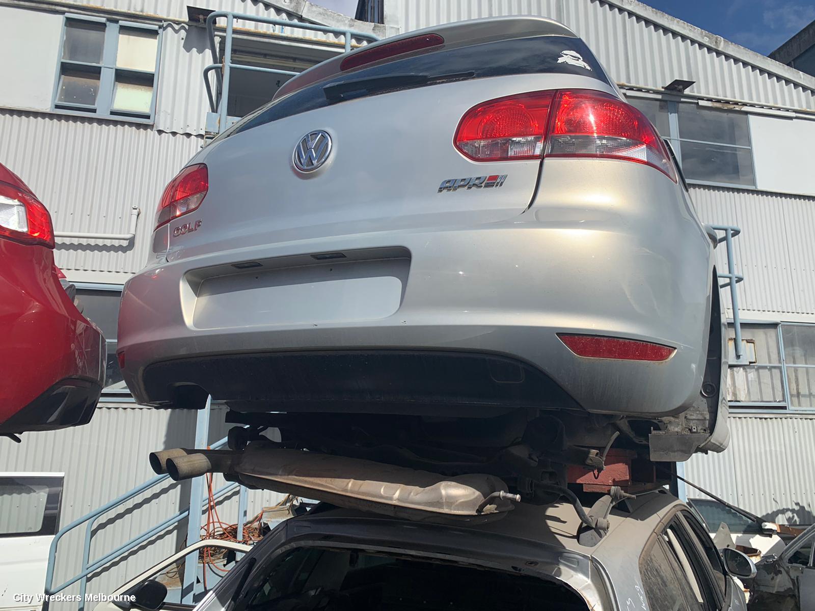 VOLKSWAGEN GOLF LEFT REAR STRUT, ***USE SHOCK ABSORBER PART TYPE***