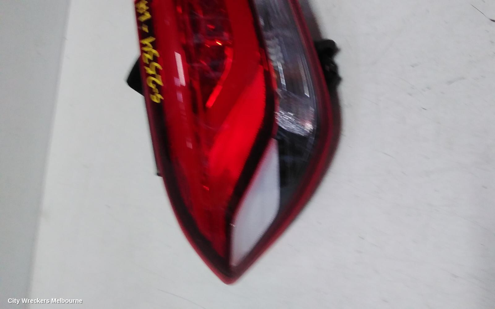 HYUNDAI I30 LEFT TAILLIGHT, IN BODY, PD, HATCH (S.KOREA VIN KMHH), STANDARD, LED TYPE, 03/2017 ONWARDS