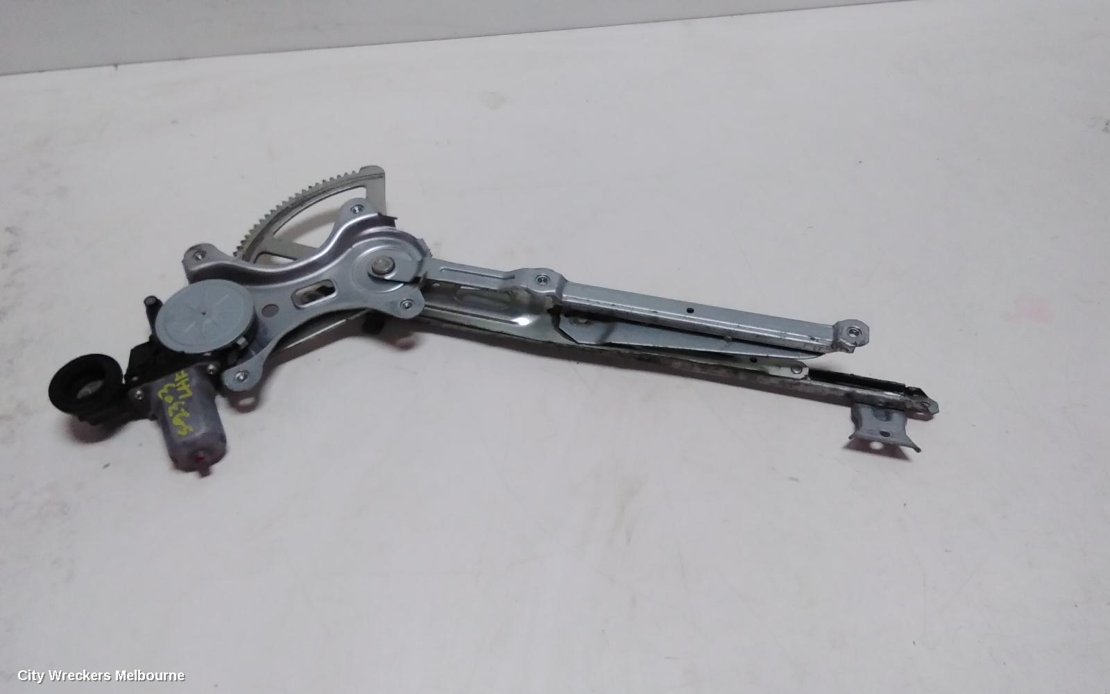 TOYOTA HIACE LEFT FRONT WINDOW REG/MOTOR, DOOR REG AND MOTOR ASSY, TRH/KDH, 03/2005 - 04/2019