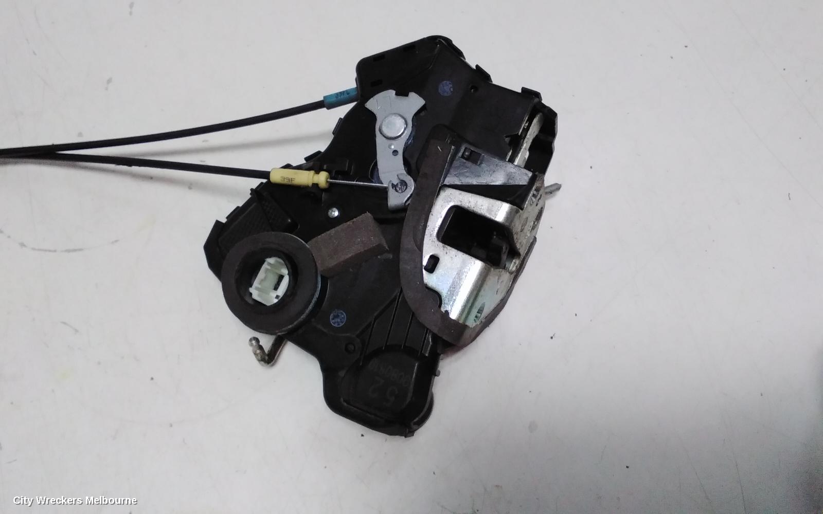 TOYOTA HIACE DOOR/BOOT/GATE LOCK, LEFT FRONT DOOR LOCK, TRH/KDH, 03/2005 - 04/2019