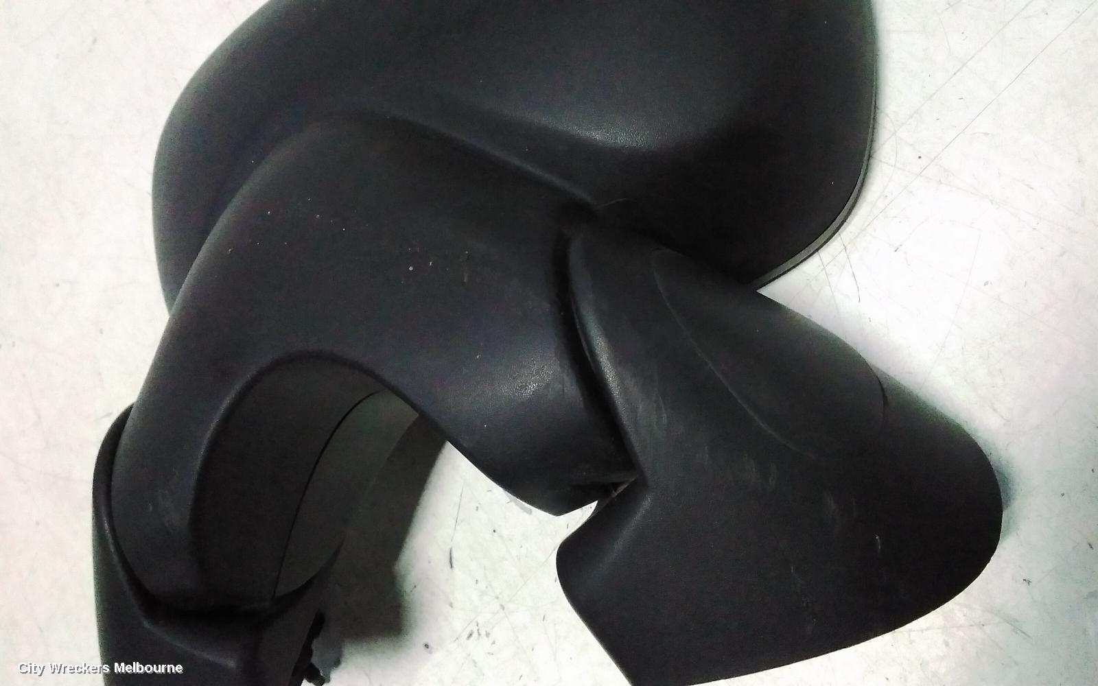 RENAULT TRAFIC RIGHT DOOR MIRROR, X82, BLACK, 01/2015 - 12/2021