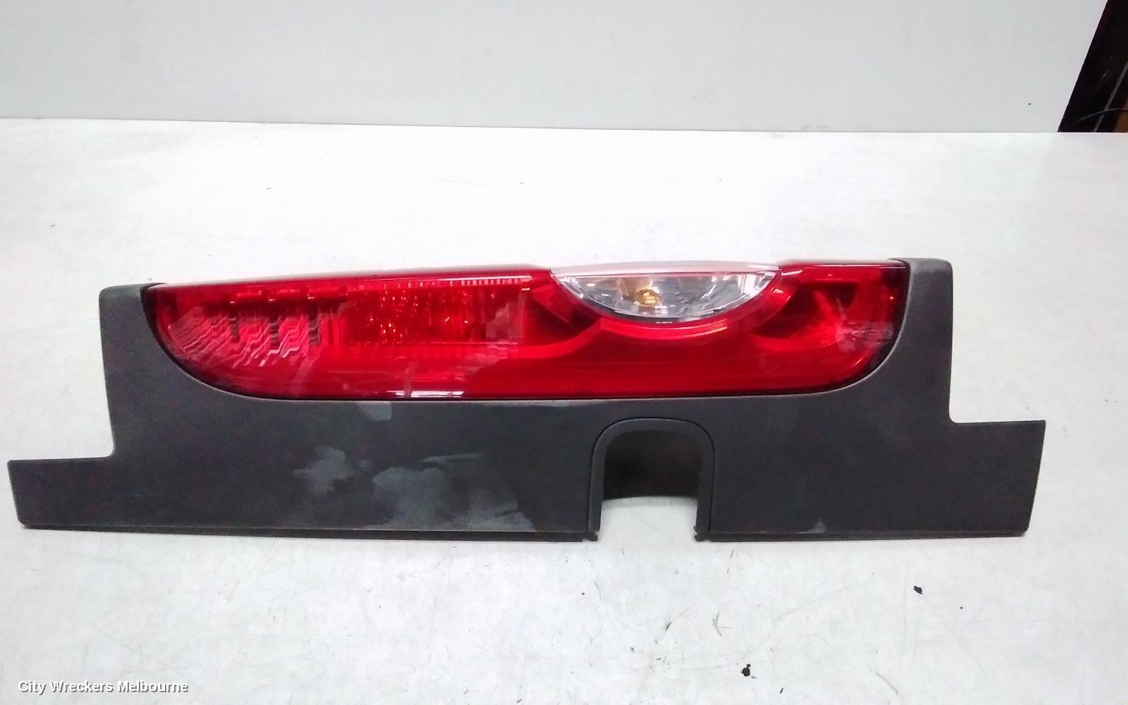 RENAULT TRAFIC LEFT TAILLIGHT, X82, IN BODY, UPPER, 01/2015 ONWARDS