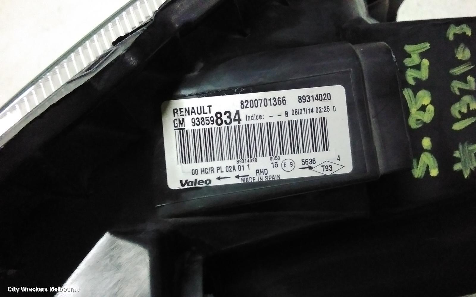 RENAULT TRAFIC RIGHT HEADLAMP, X82, HALOGEN TYPE, 01/2015 - 09/2022