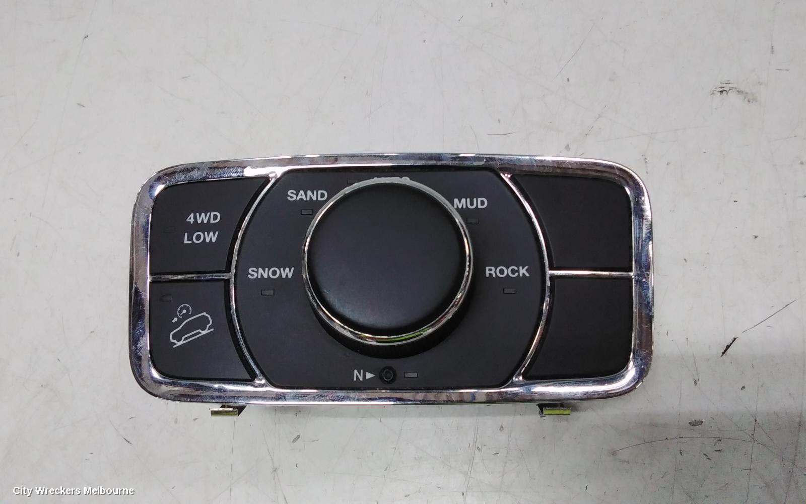 JEEP GRANDCHEROKEE, WK, 10/2010 - 02/2022, P68141344 REMOTE MODE OF TRACTION GRAND CHEROKEE WK2 2014: 113545