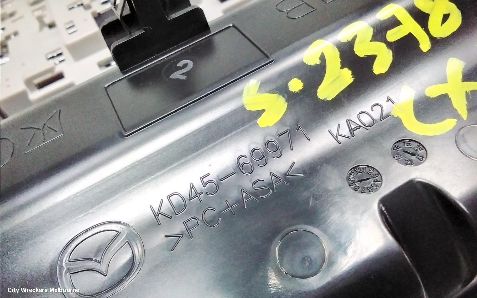 MAZDA CX8 COURTESY LIGHT, FRONT, NON SUNROOF SWITCH TYPE, KG, 05/2018 - 12/2023