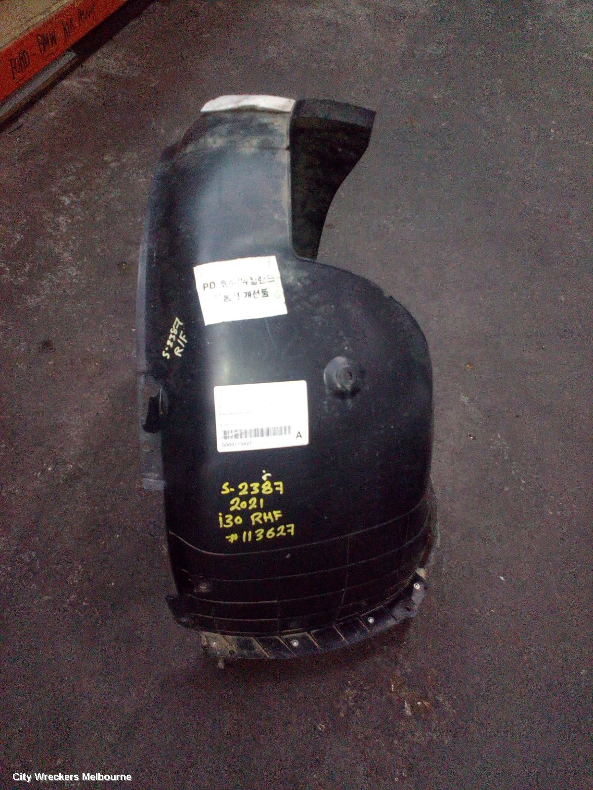 HYUNDAI I30 RIGHT GUARD LINER, FRONT, PD, HATCH (S. KOREA VIN KMHH), STANDARD TYPE, 08/2020 ONWARDS