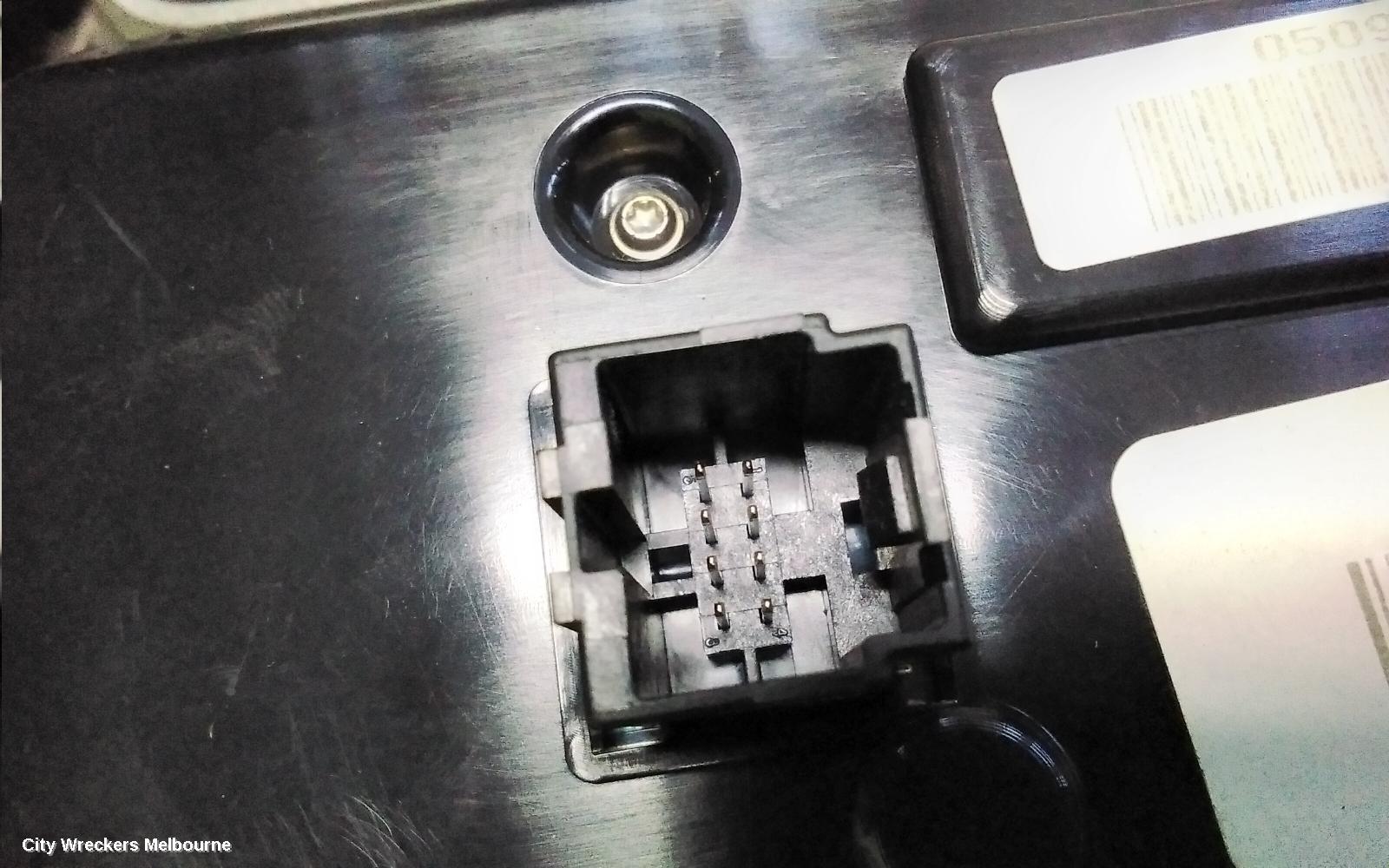 JEEP GRANDCHEROKEE HEATER/AC CONTROLS, HEATING/COOLING/STEREO CENTRE CONTROL UNIT***USE STEREO/HEAD UNIT*** 04/2013 - 02/2022