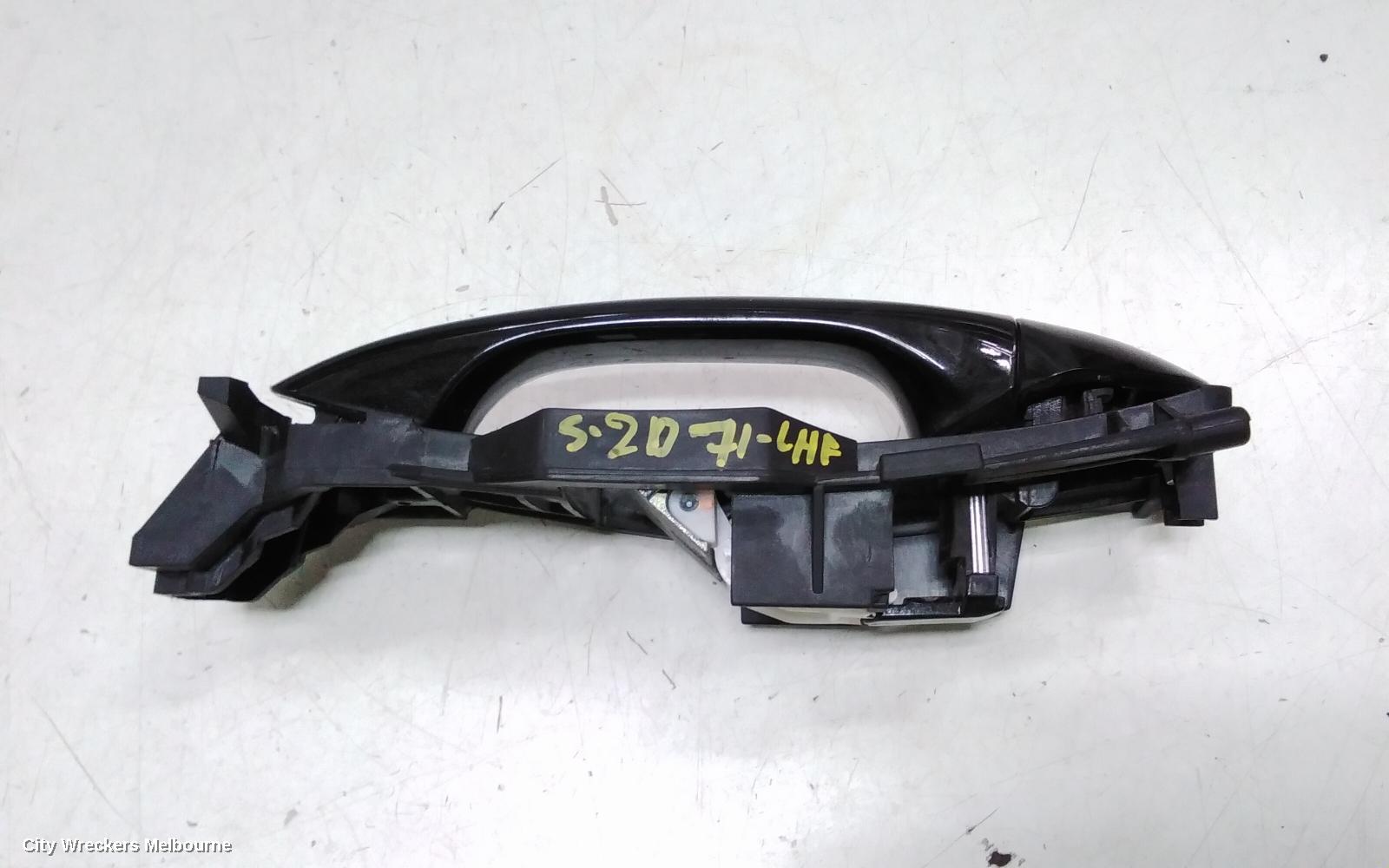 MERCEDES C CLASS DOOR HANDLE, OUTER, LH FRONT, W203, 10/2000 - 01/2007